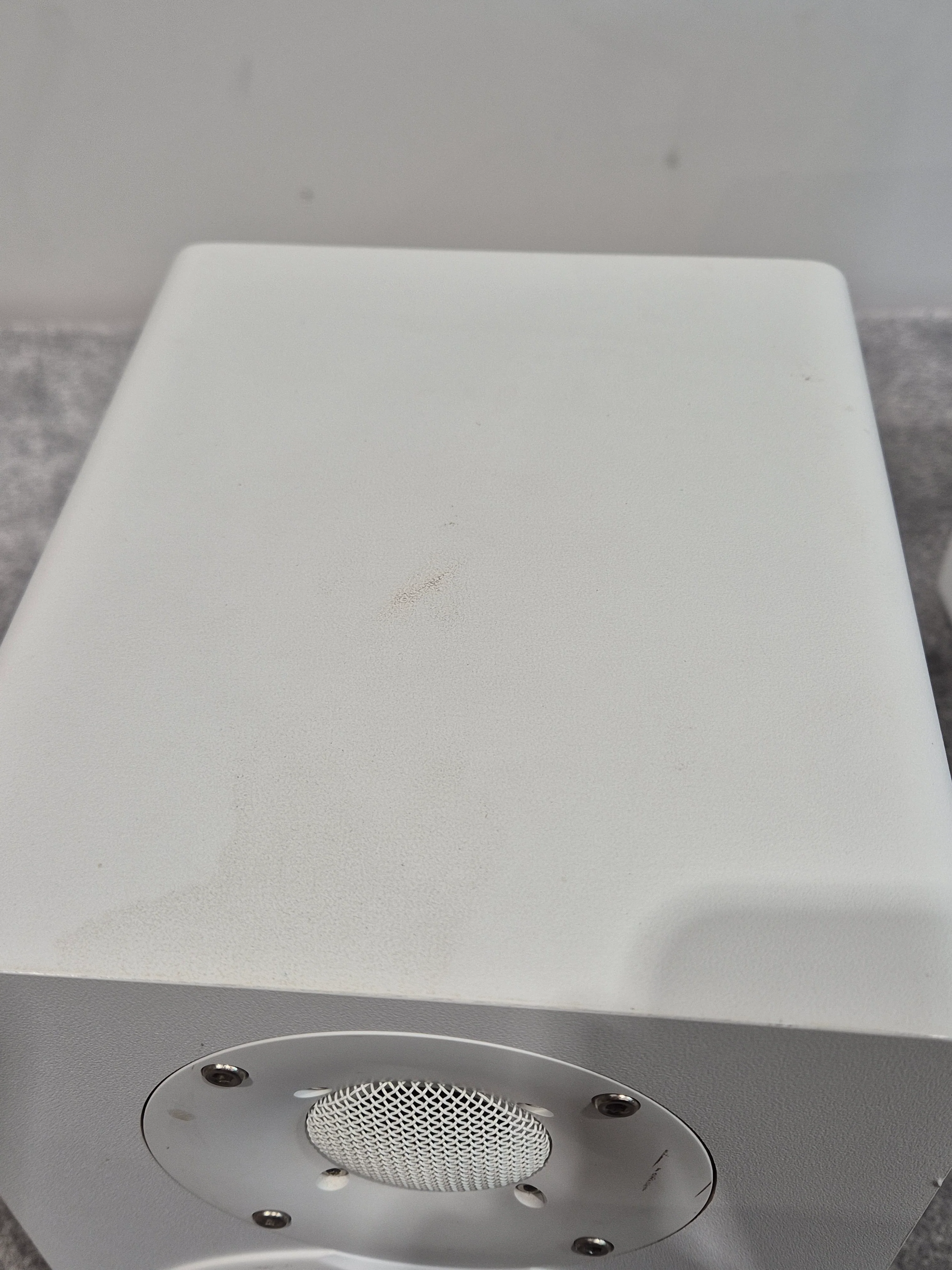 Yamaha H5 Studio Monitor Speakers - 2-Way Bass-Reflex Bi-Amplified - Pair - Image 4