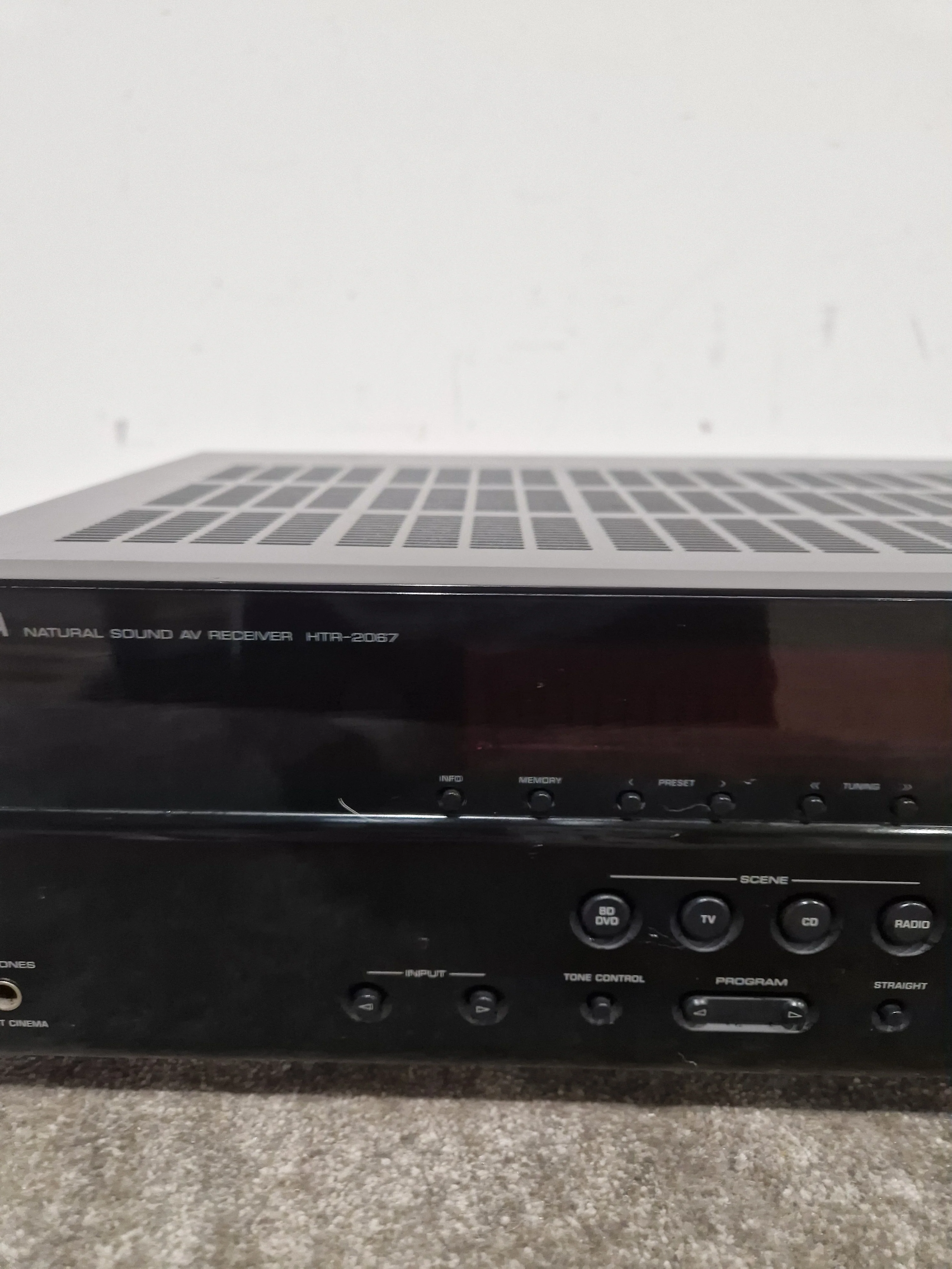 Yamaha HTR-2067 - AV Receiver - Black - Excellent - Image 4