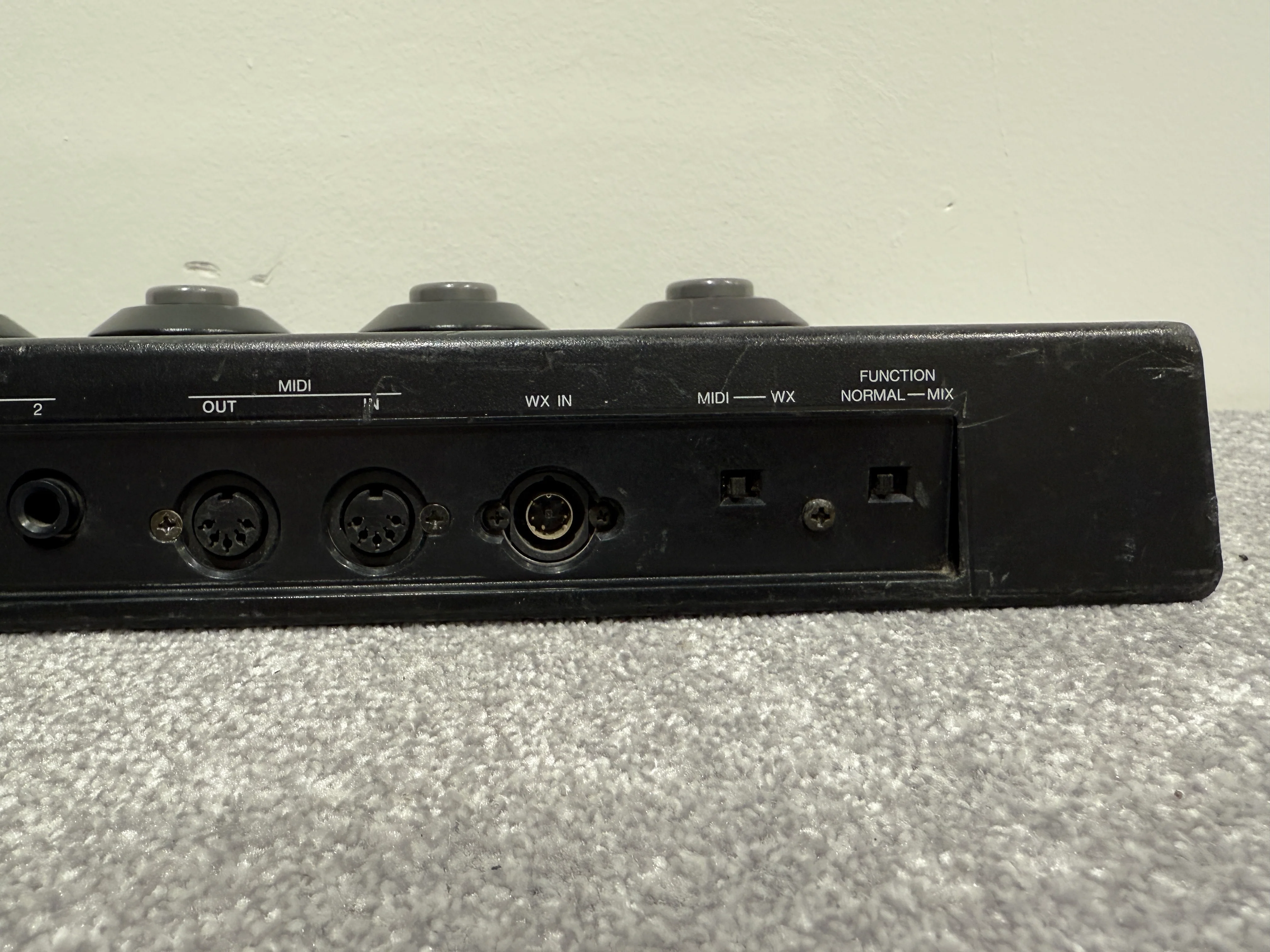 Yamaha MFC10 MIDI Foot Controller with Instruction Booklet - Image 10