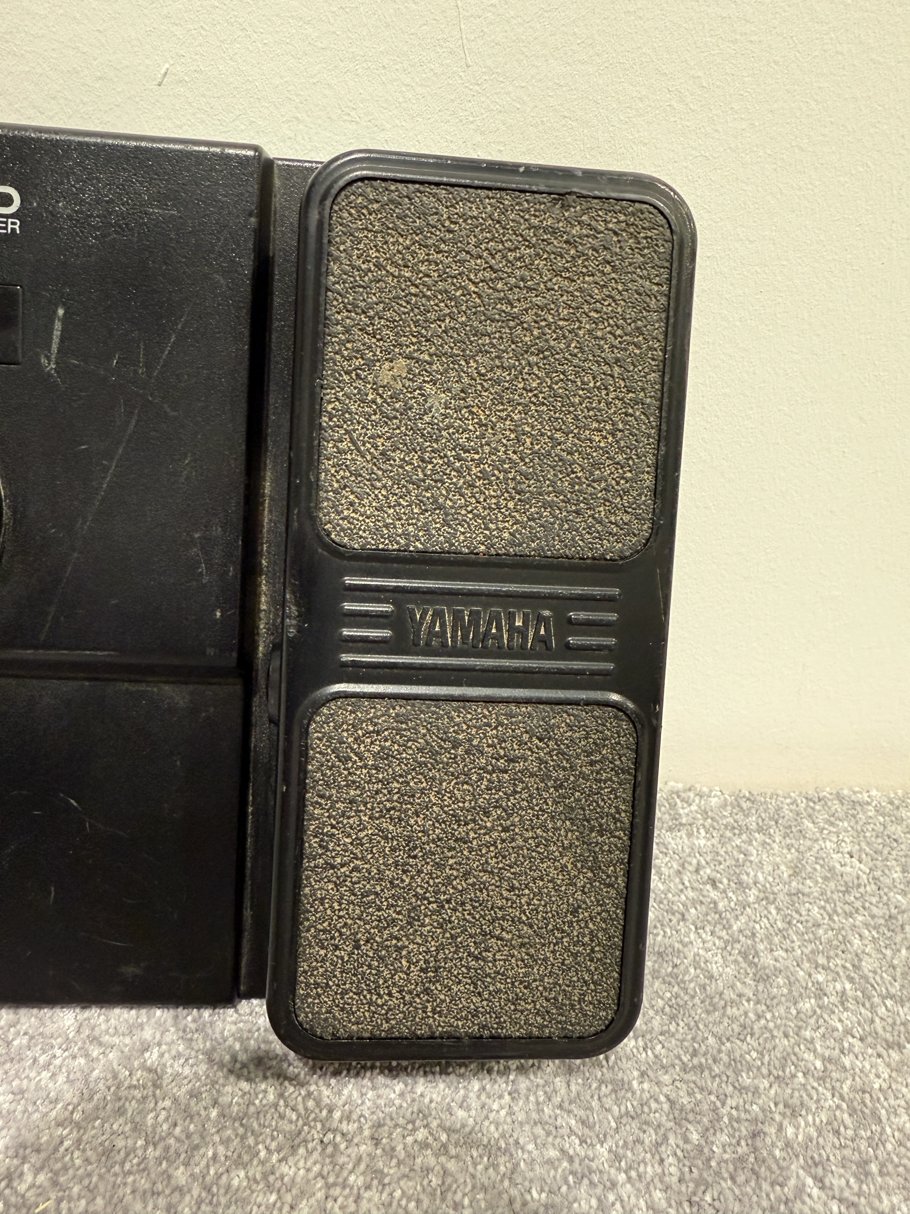 Yamaha MFC10 MIDI Foot Controller with Instruction Booklet - Image 7