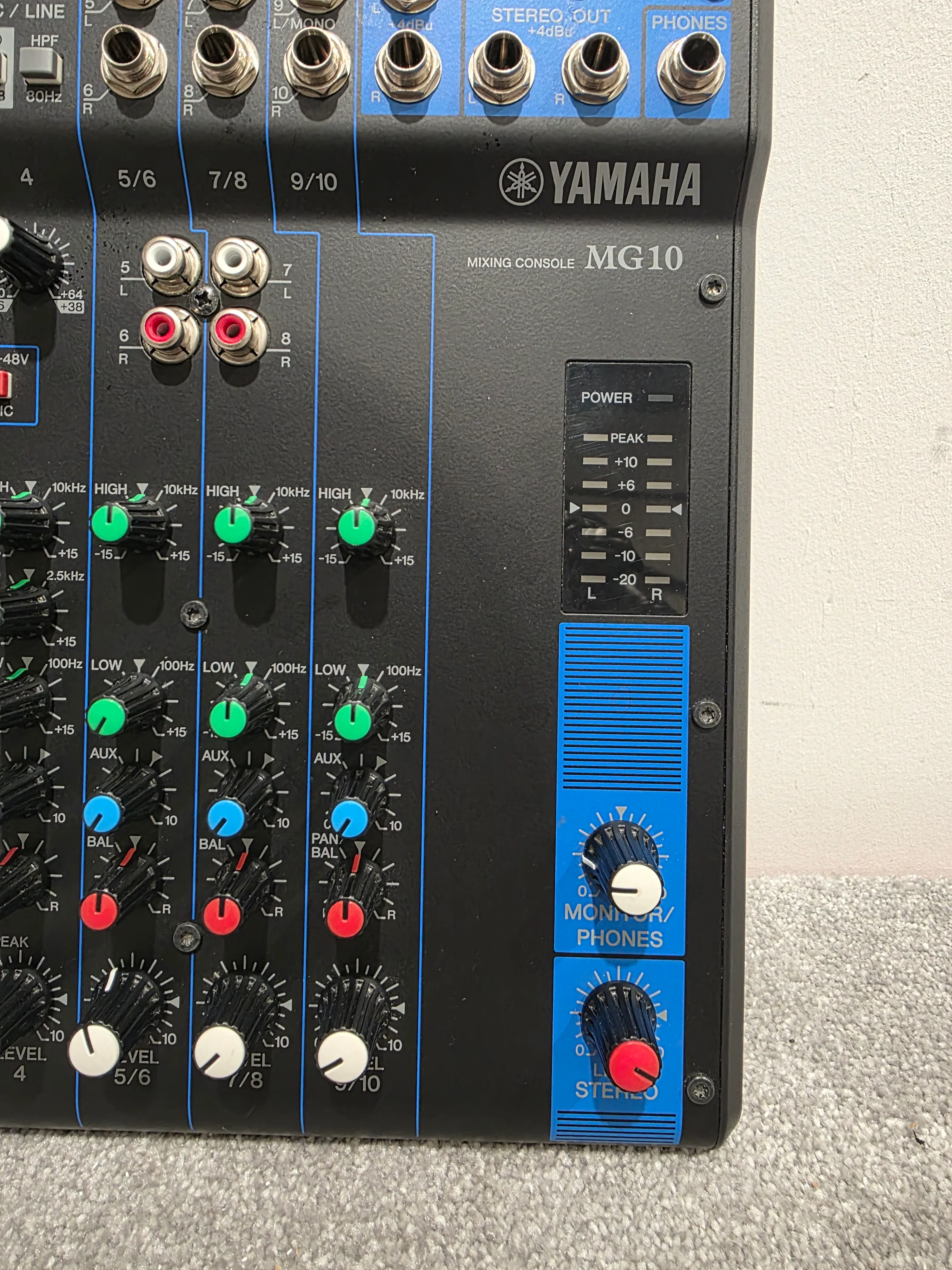 Yamaha MG10 - Mixing Console - Good - Image 5