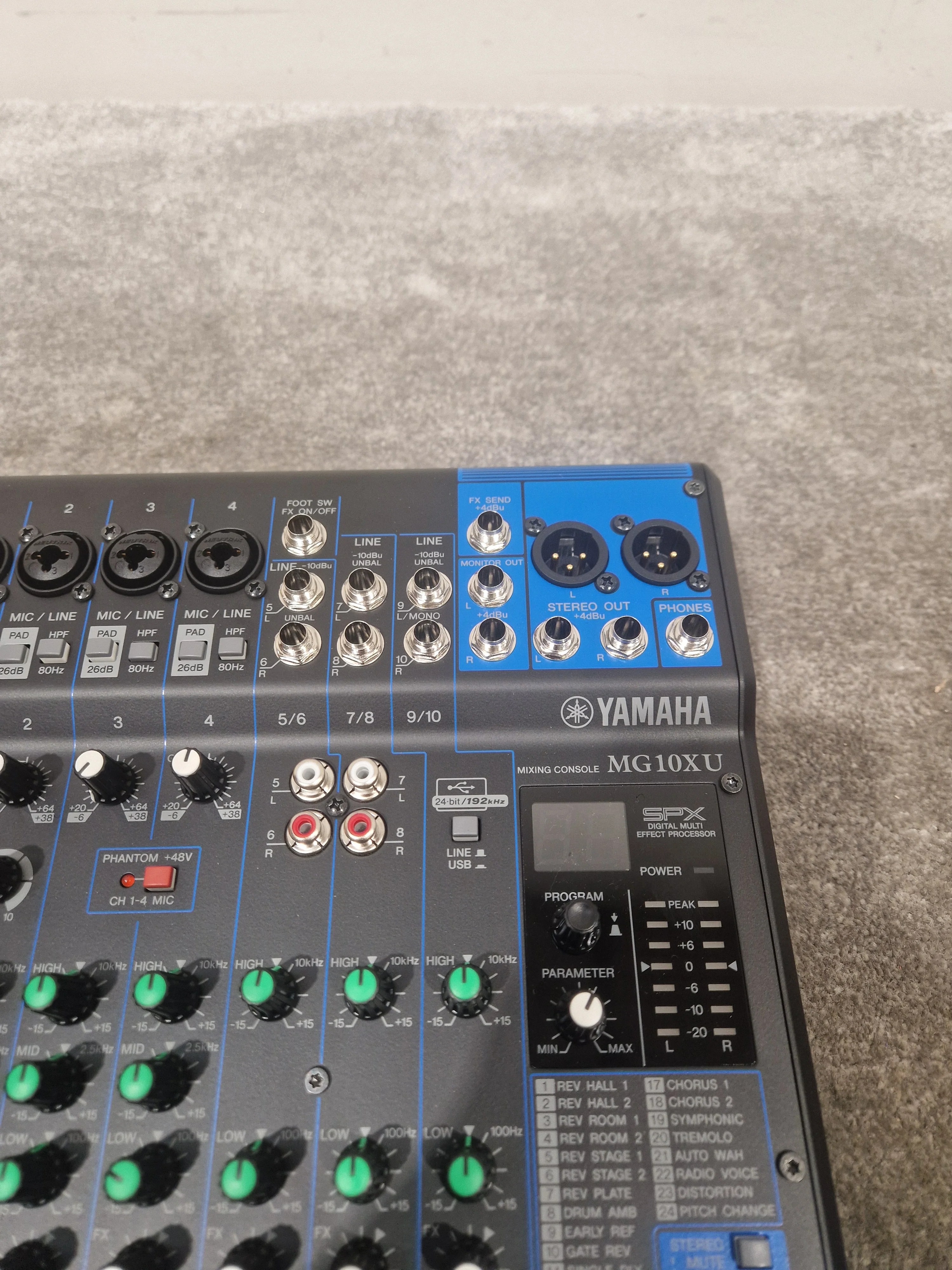 Yamaha MG10XU - 10-Channel Mixer w/ FX - Excellent w/ Soft Case - Image 6
