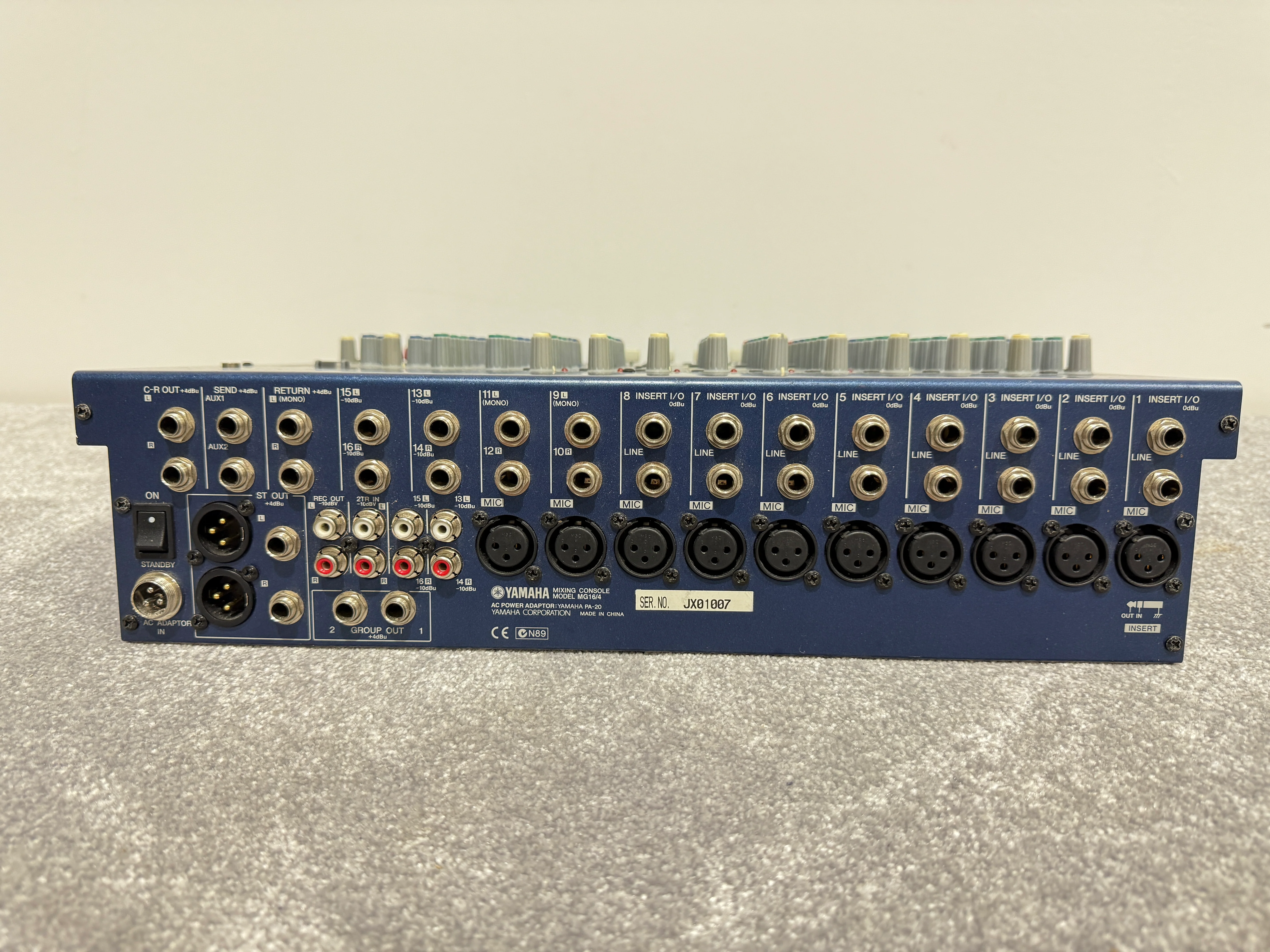 Yamaha MG16/4 Mixing Console - Image 8