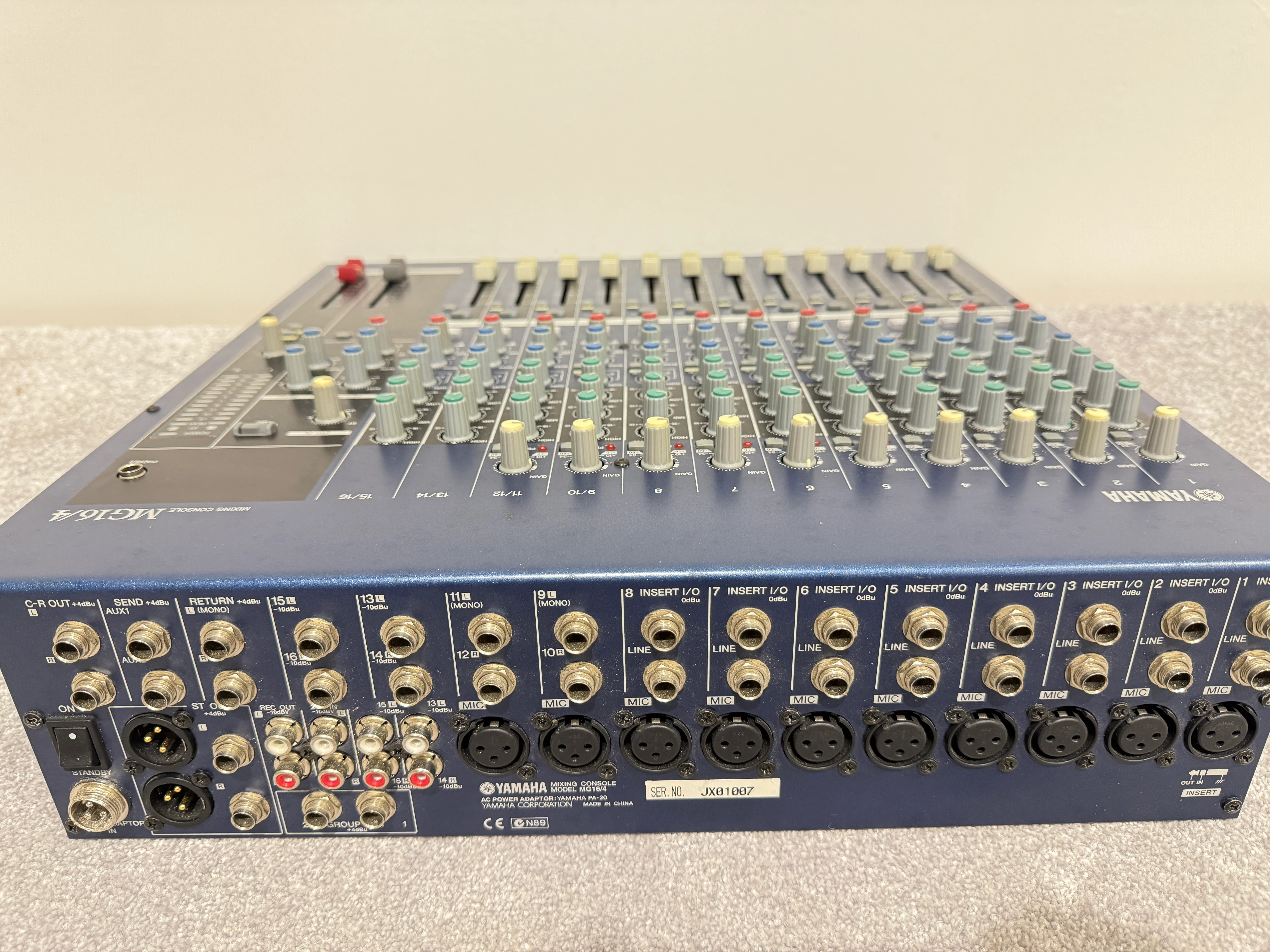 Yamaha MG16/4 Mixing Console - Image 9