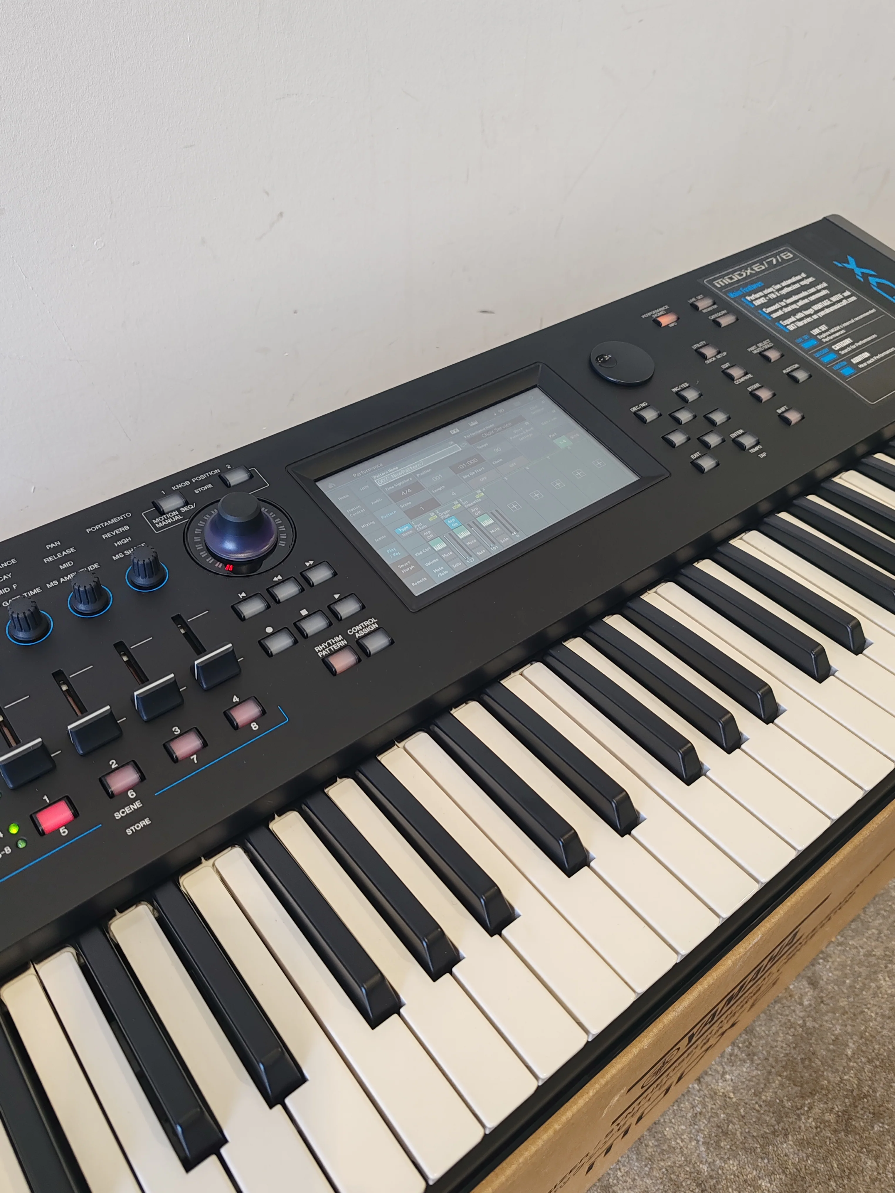 Yamaha MODX6 Synthesizer – AWM2 & FM-X Engines – Mint w/ Manual, Power Supply & Original Box - Image 6