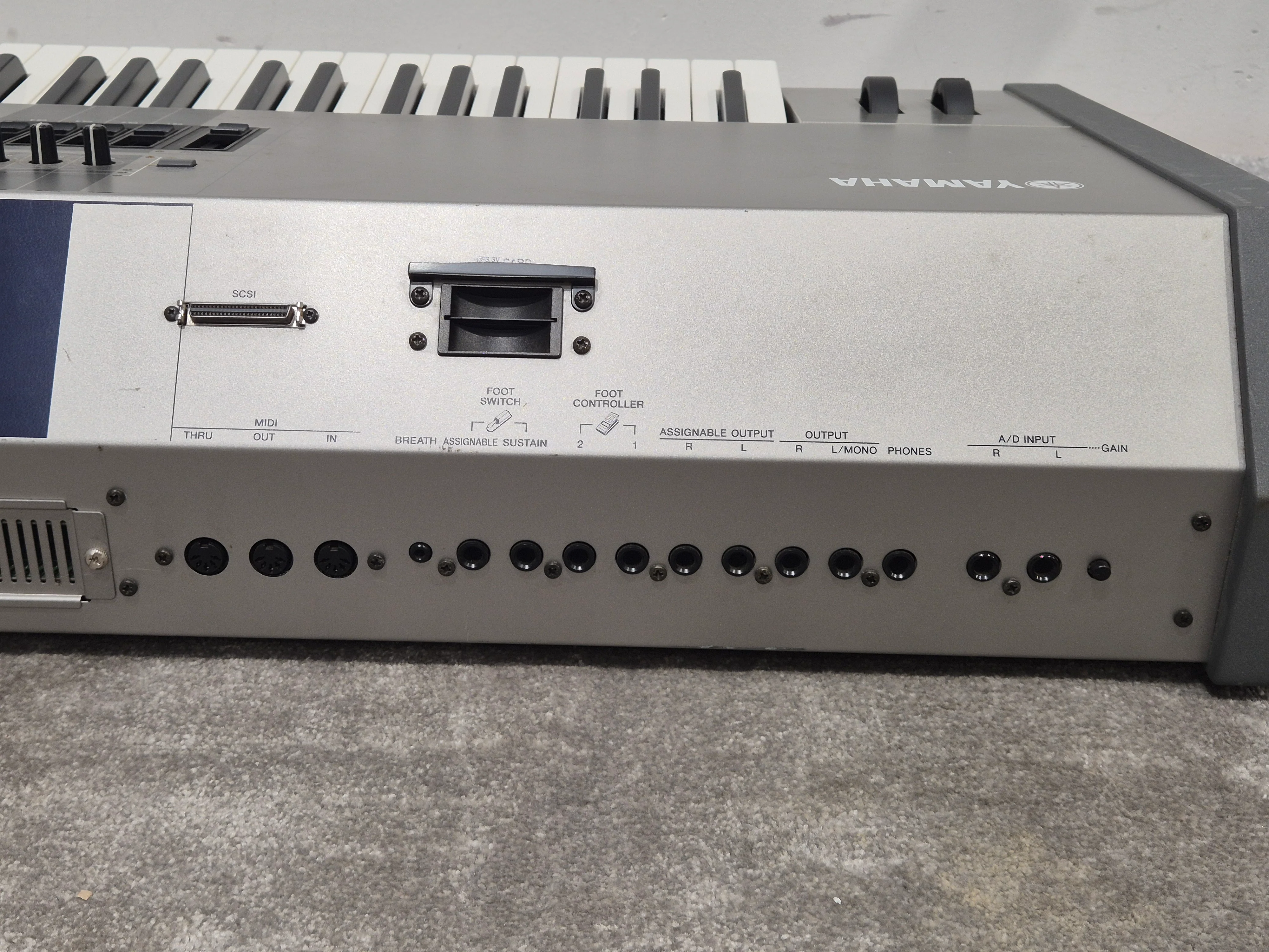 Yamaha Motif 8 Synth Keyboard - 88-Key Synthesizer - Very Good w/ Power Supply - Image 13