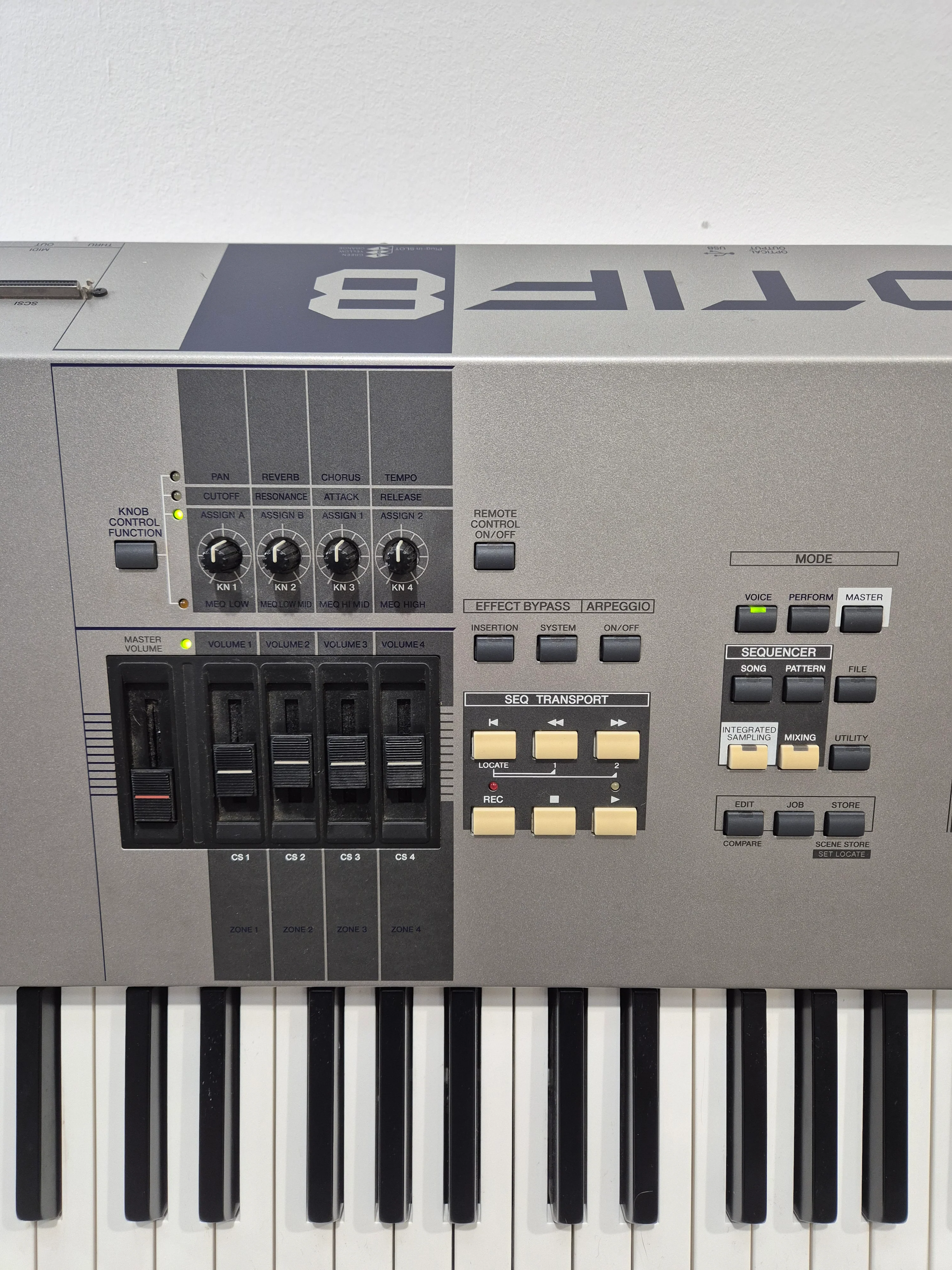 Yamaha Motif 8 Synth Keyboard - 88-Key Synthesizer - Very Good w/ Power Supply - Image 2
