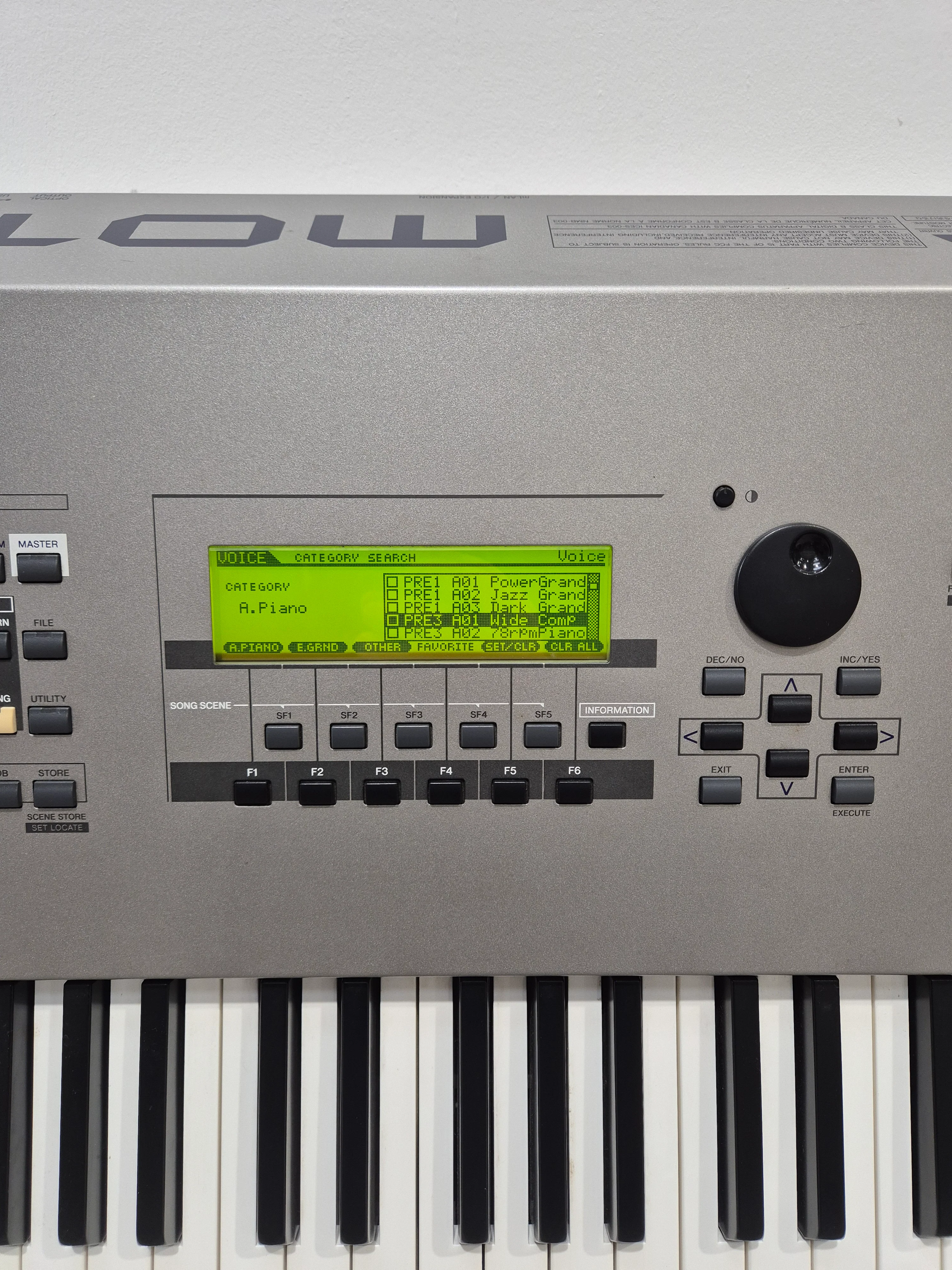 Yamaha Motif 8 Synth Keyboard - 88-Key Synthesizer - Very Good w/ Power Supply - Image 3