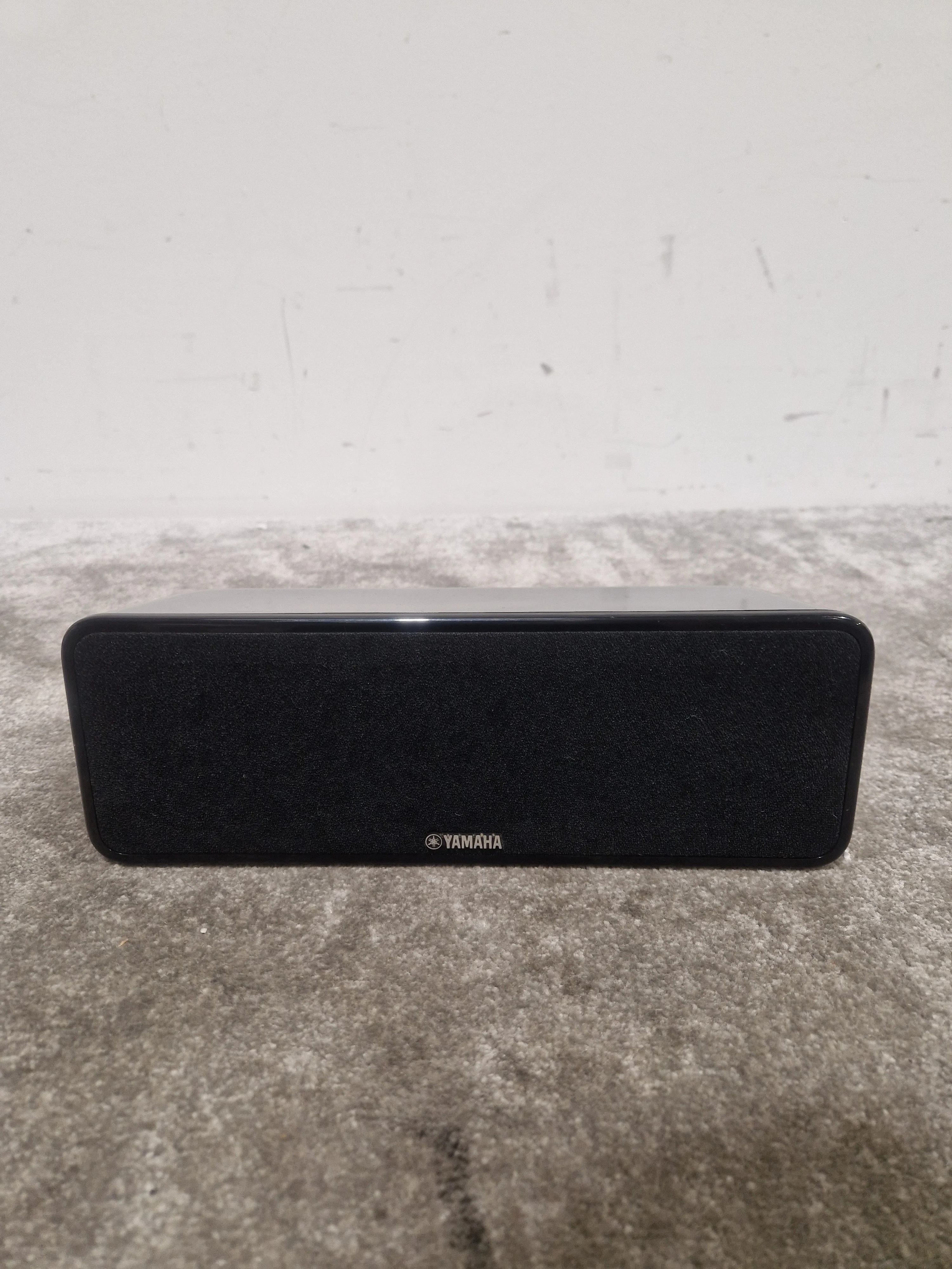 Yamaha NS-C20 - Sound Bar - Black - Excellent - Image 7