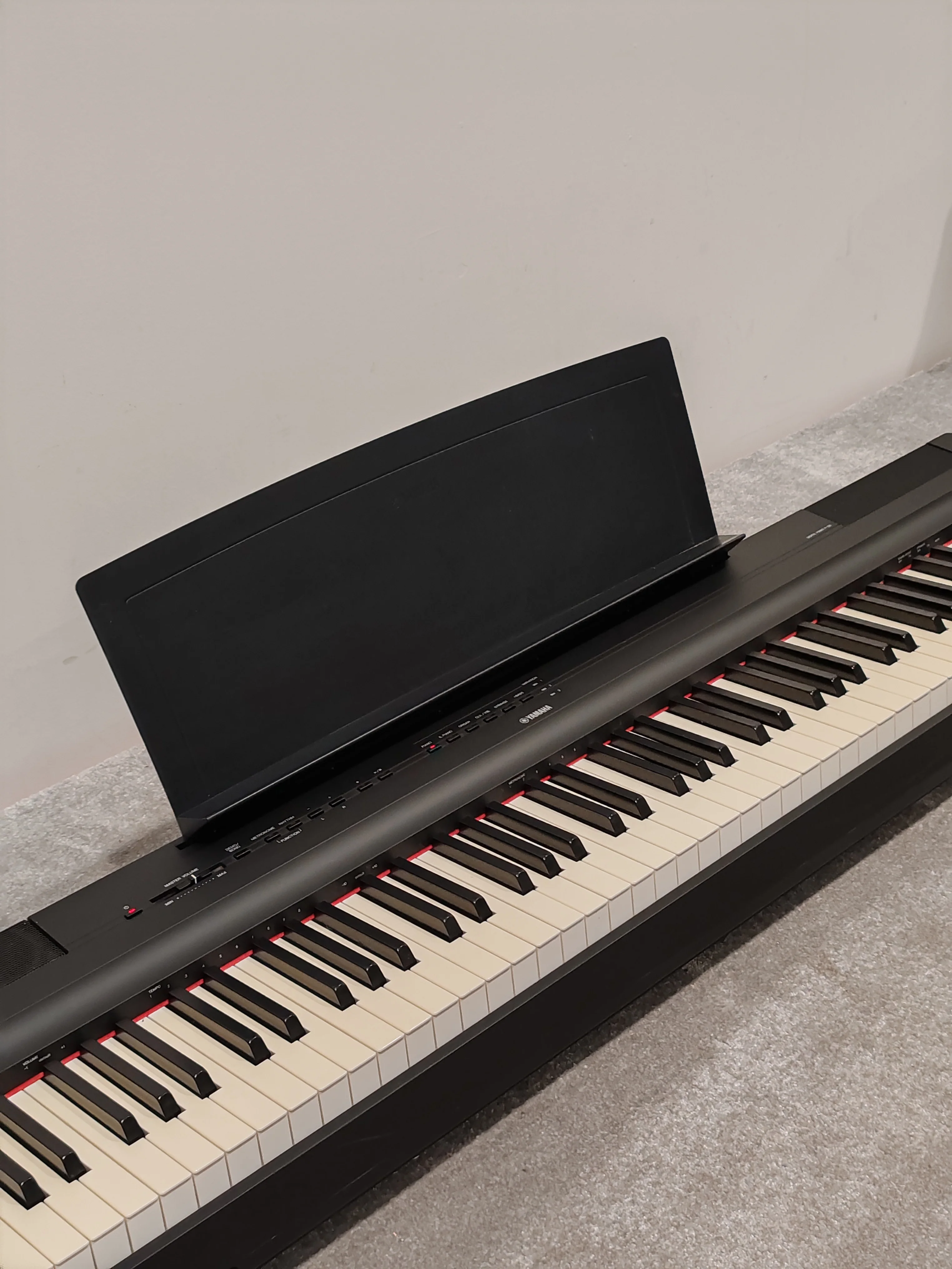 Yamaha P-125 88 Weighted Key Digital Piano w/ Sustain Pedal and Power Adapter - Image 3