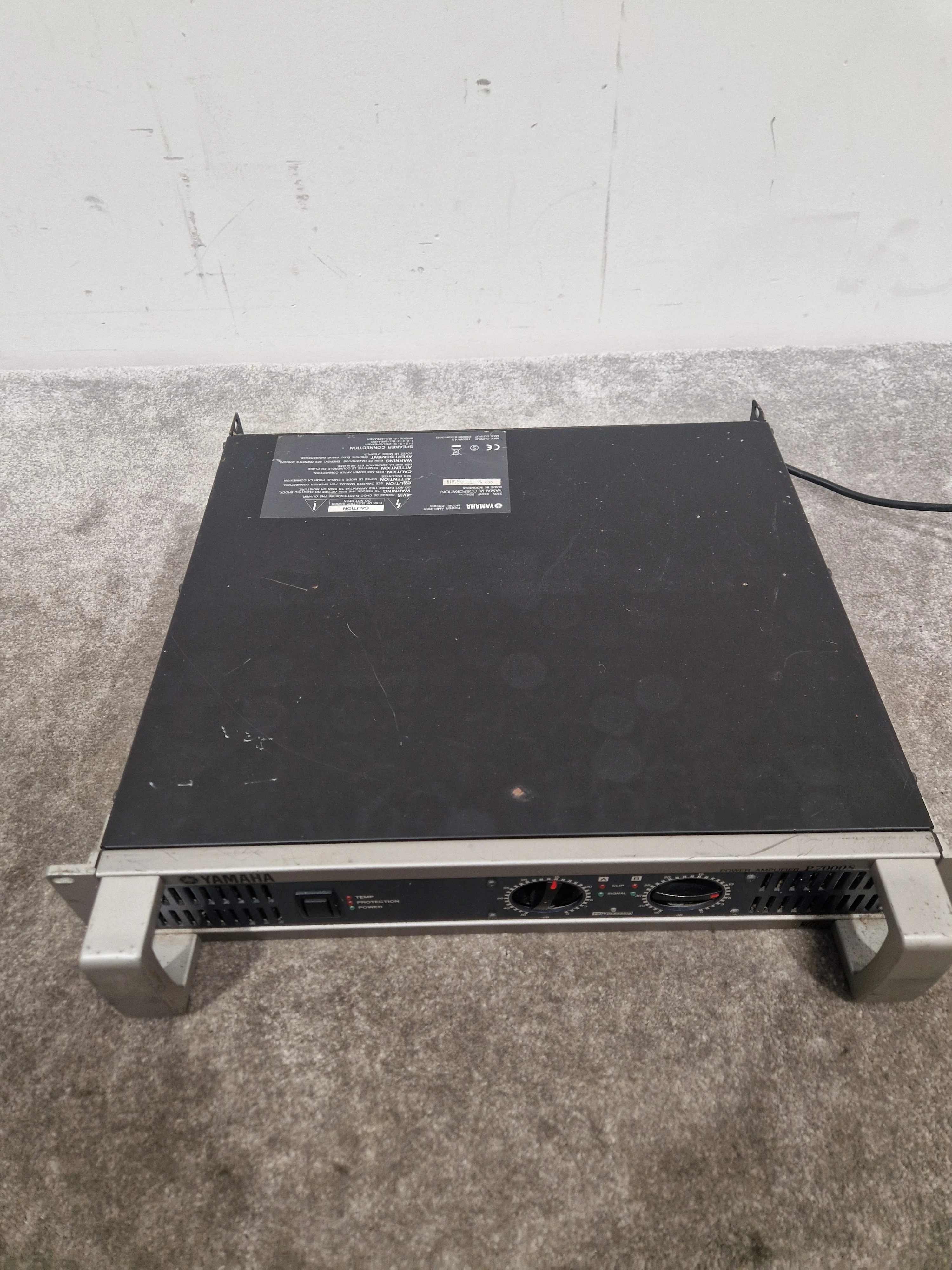 Yamaha P7000S - 700W Professional Power Amp - Good w/ Power Supply - Image 9