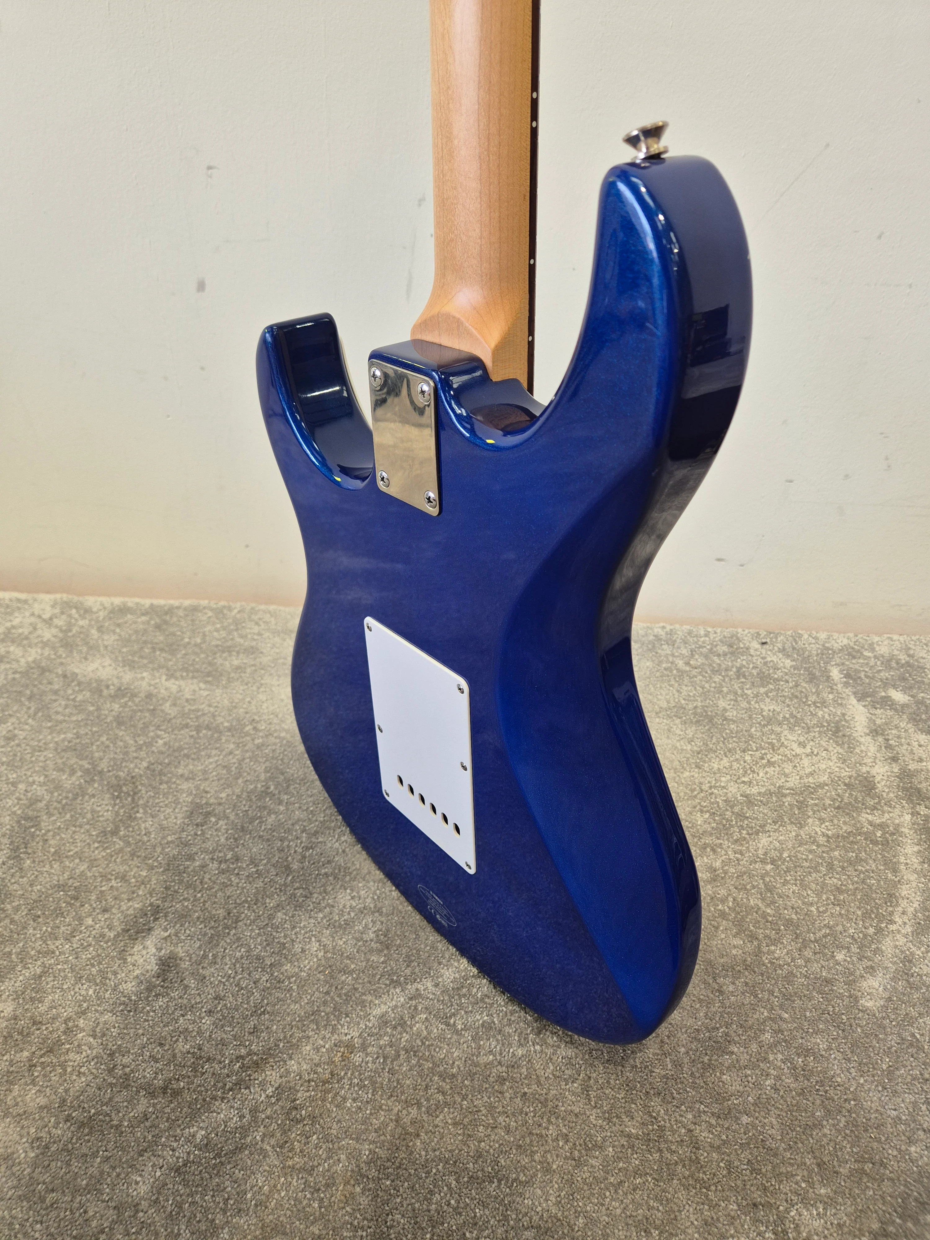 Yamaha Pacifica - Blue - Solid Body Electric Guitar - Very Good w/ Hard Case - Image 13