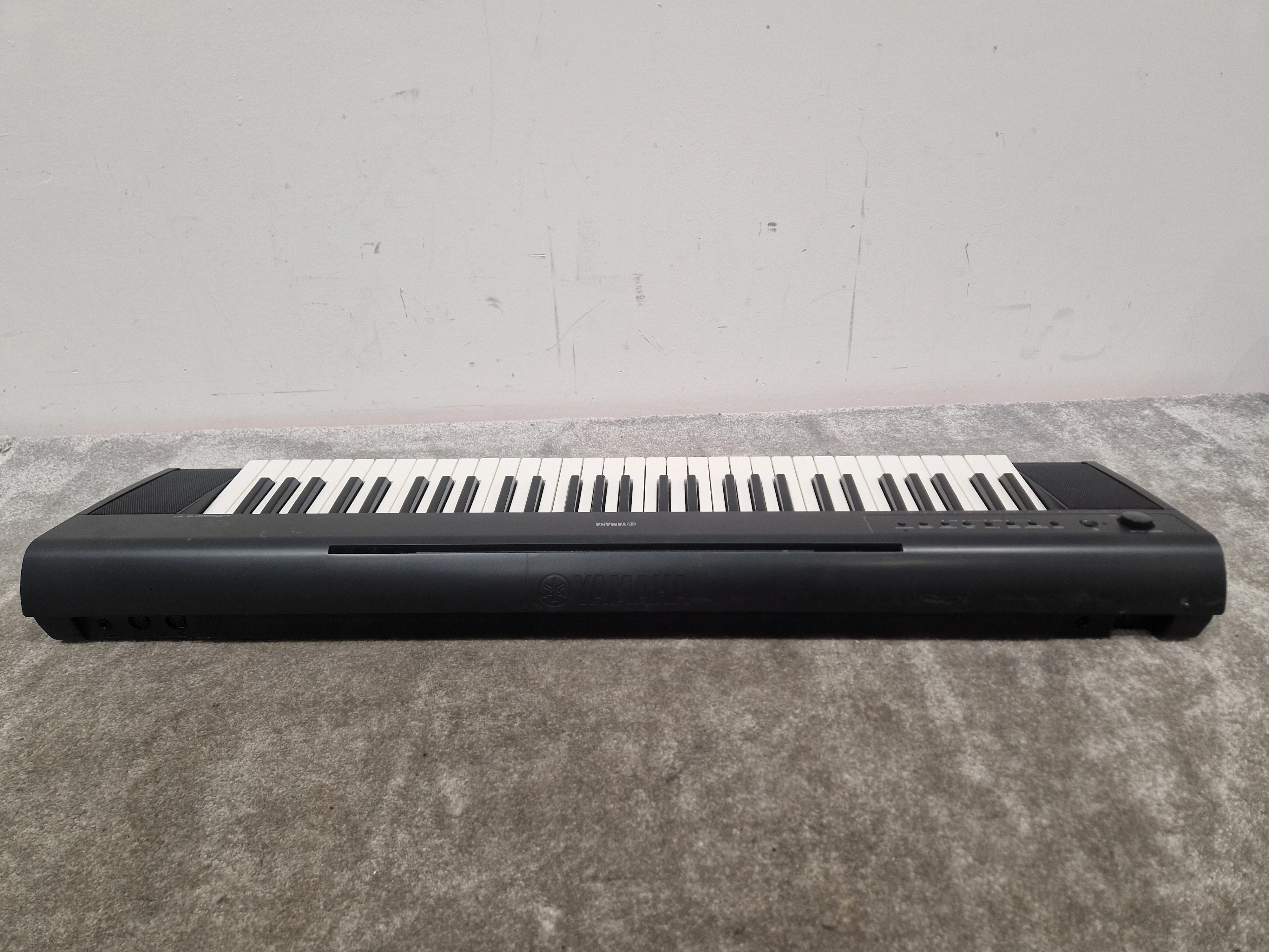 Yamaha Piaggero NP-series – 61-Key Portable Digital Piano, Graded Soft Touch – Very Good - Image 3