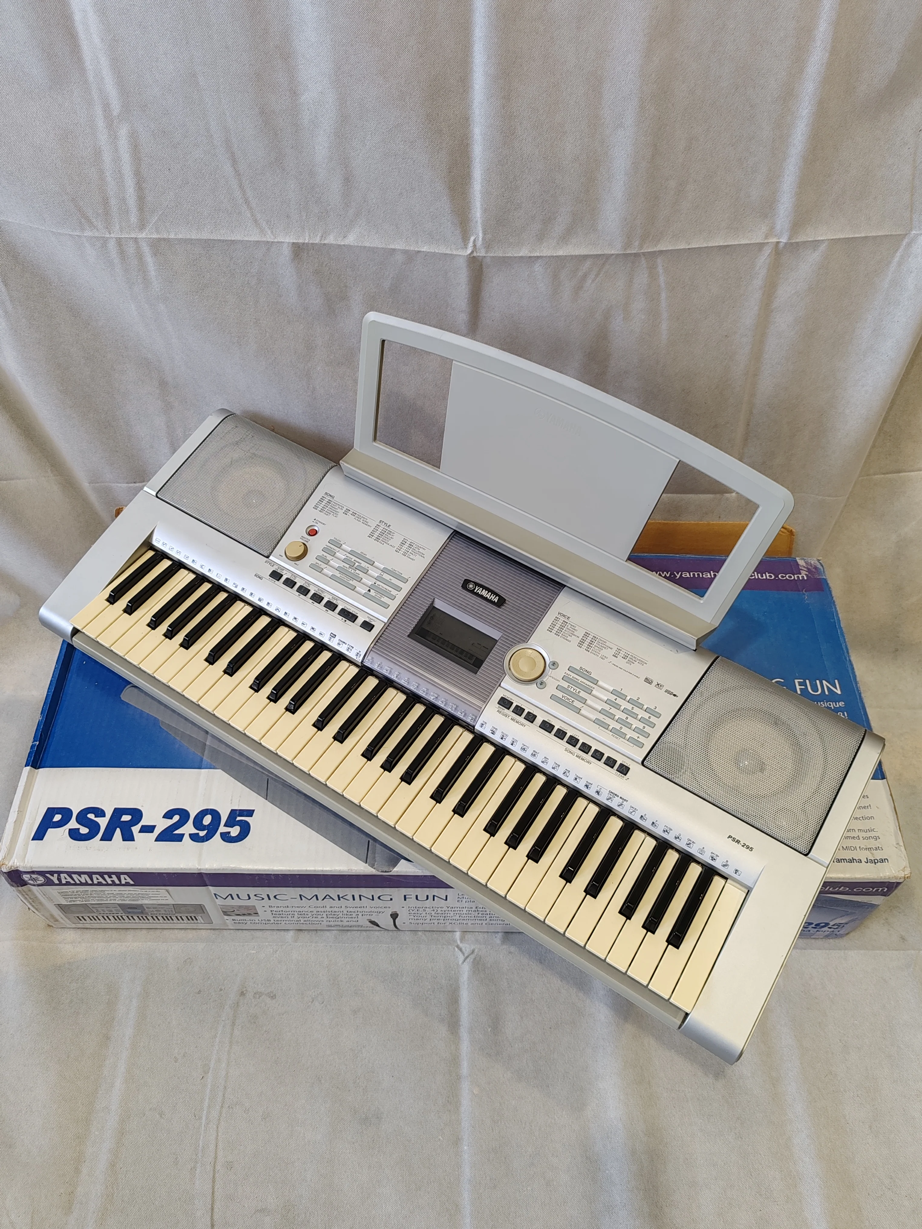 Yamaha PSR-295 Portable Keyboard – Fair Condition w/ Original Box - Image 4