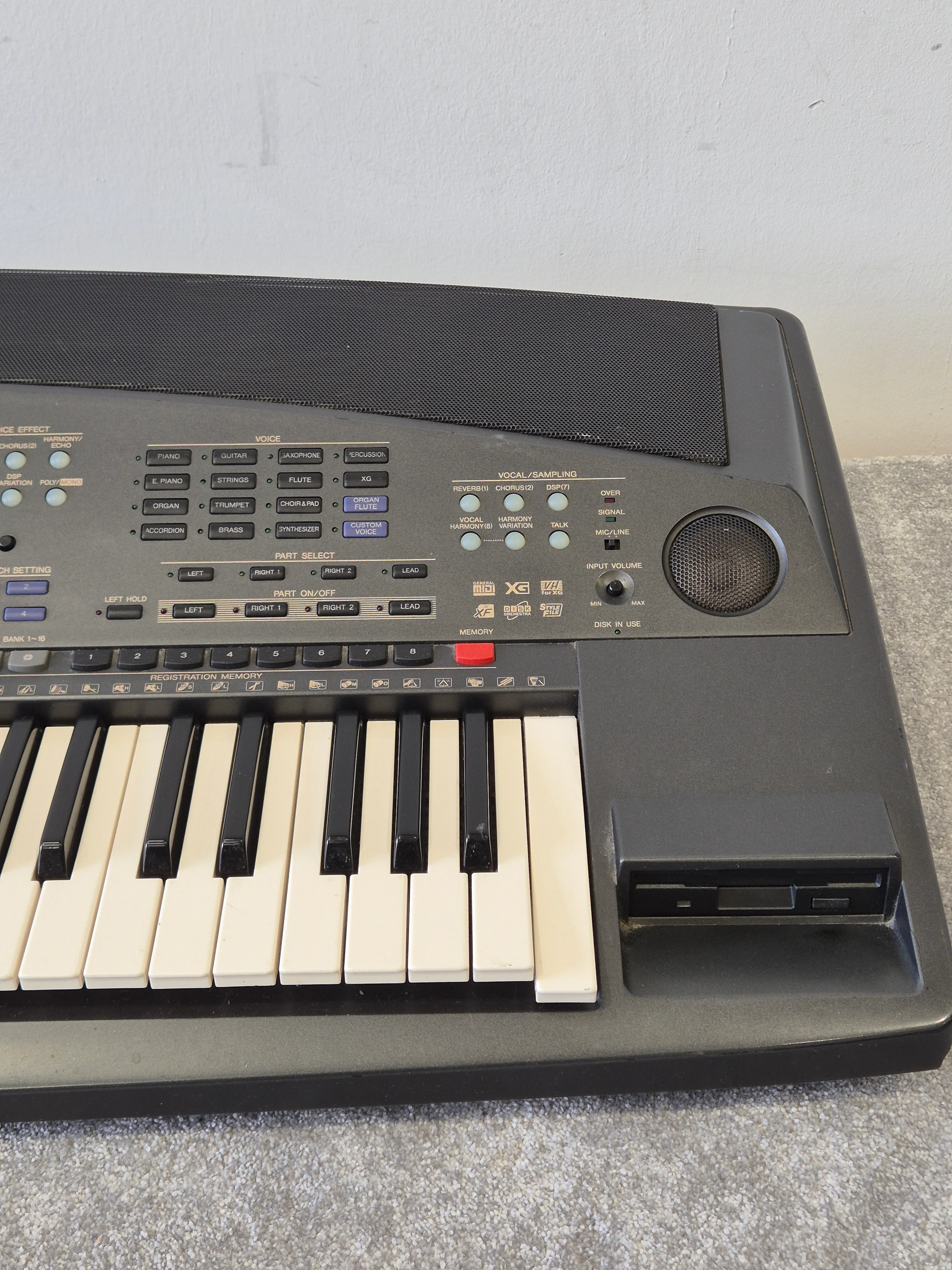 Yamaha PSR-8000 - Versatile Electronic Keyboard - Fair - Image 6