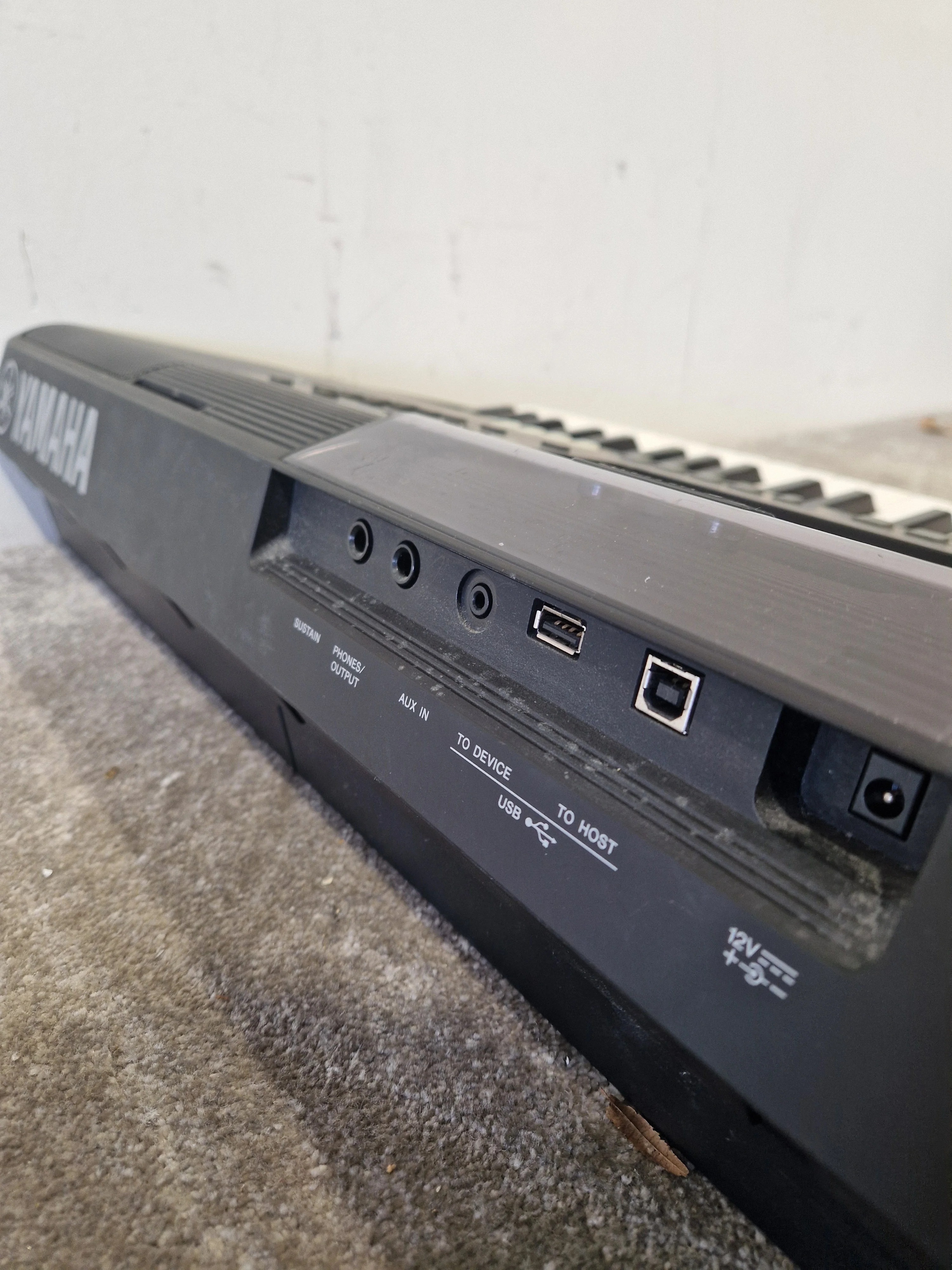 Yamaha PSR-E463 Keyboard - 61-Key Portable - Good - Image 13