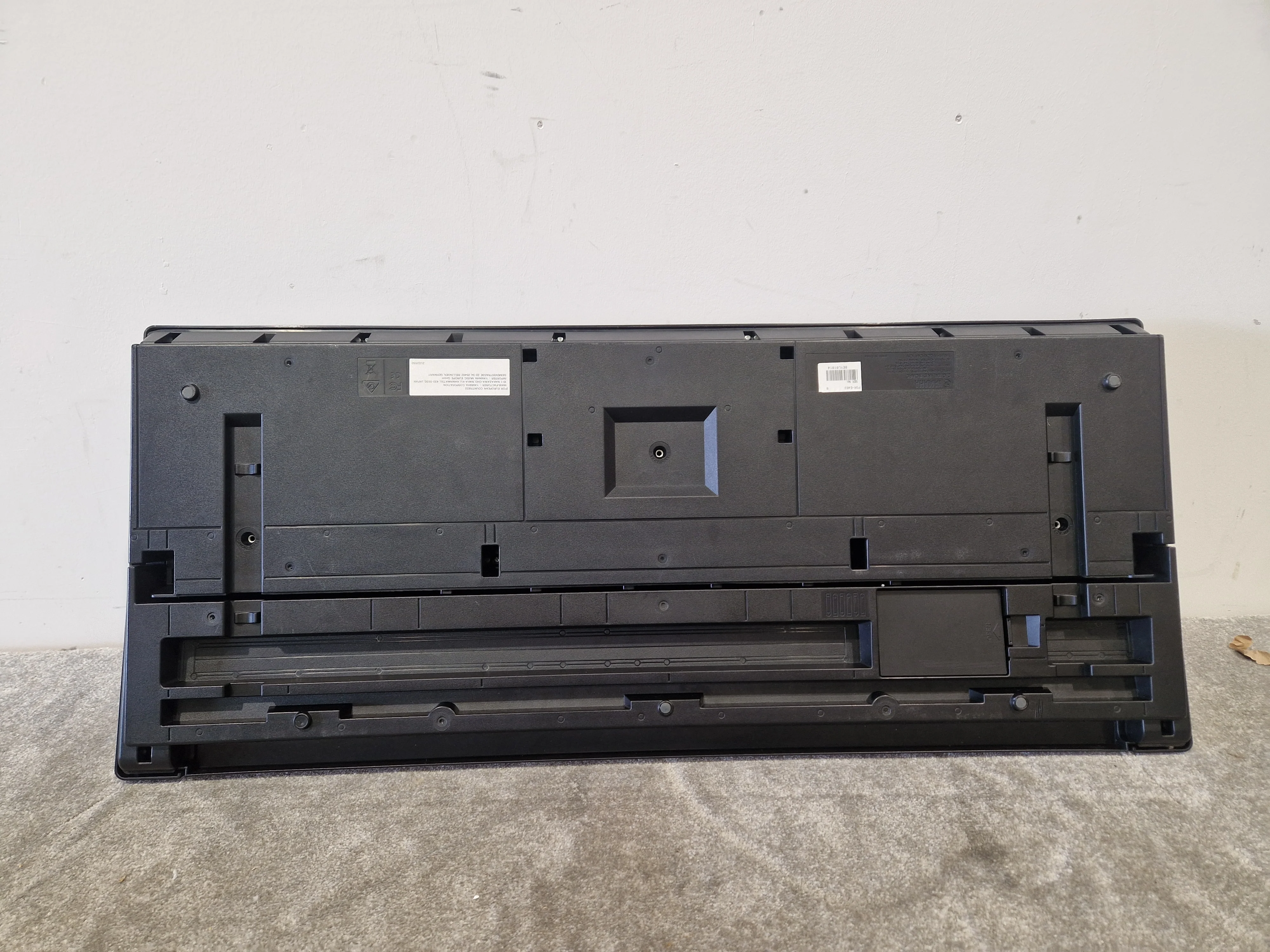 Yamaha PSR-E463 Keyboard - 61-Key Portable - Good - Image 14