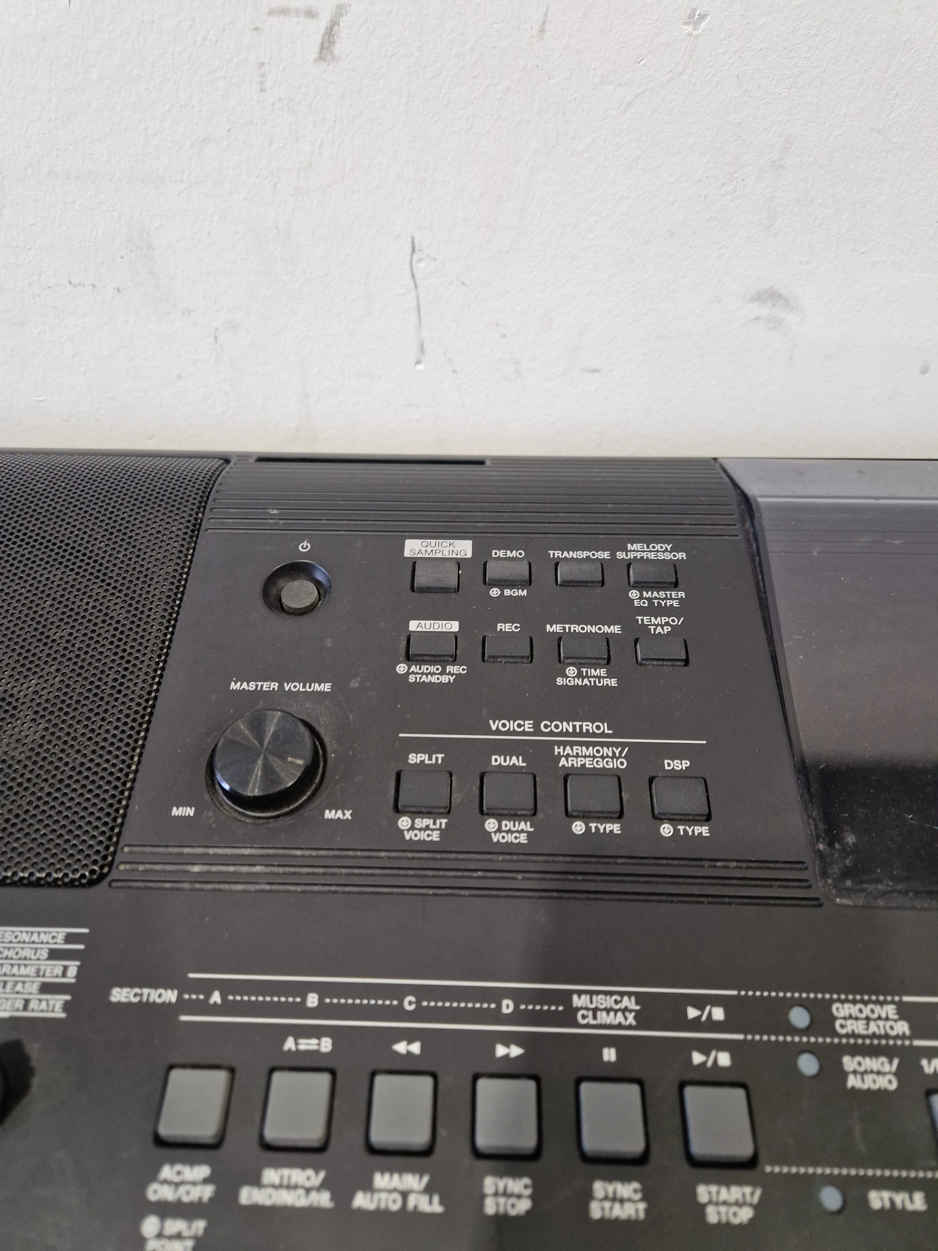 Yamaha PSR-E463 Keyboard - 61-Key Portable - Good - Image 21