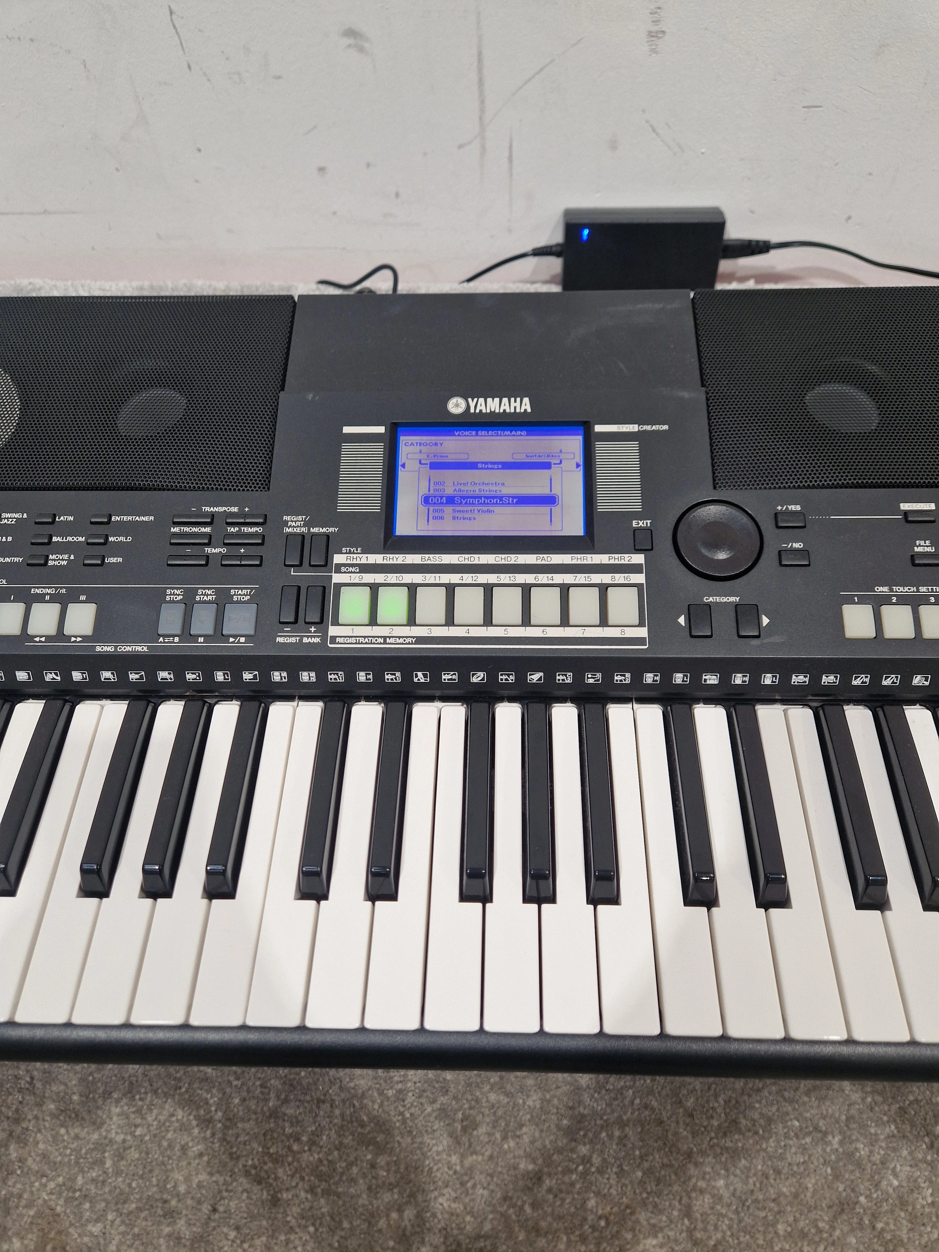 Yamaha PSR-S550 – 61-Key Arranger Keyboard – Good w/ 16V Power Supply (Read Desc) - Image 6