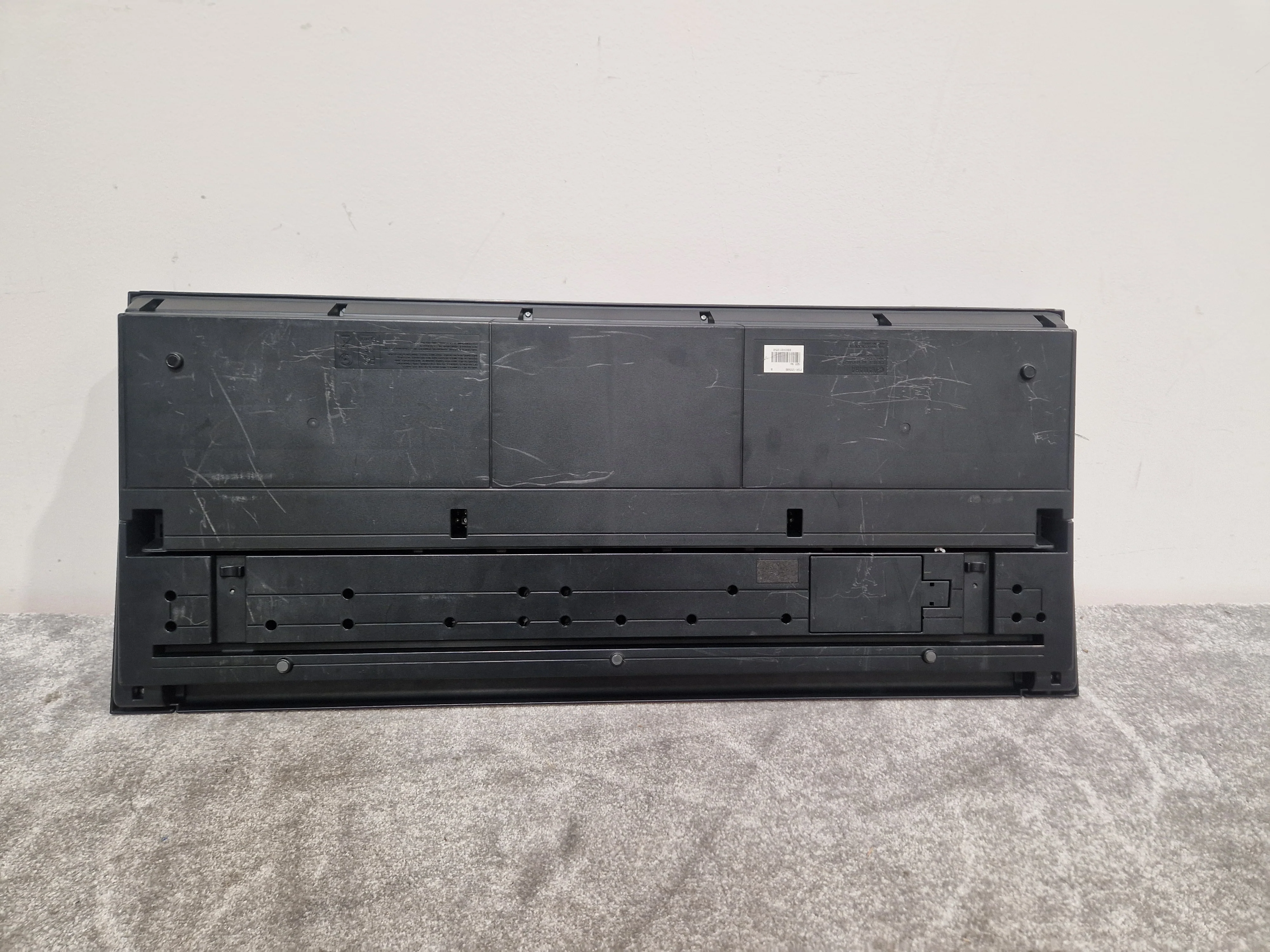 Yamaha PSR-S550 61-KEY Keyboard - Dynamic Arranger - Spares or Repair - Image 3