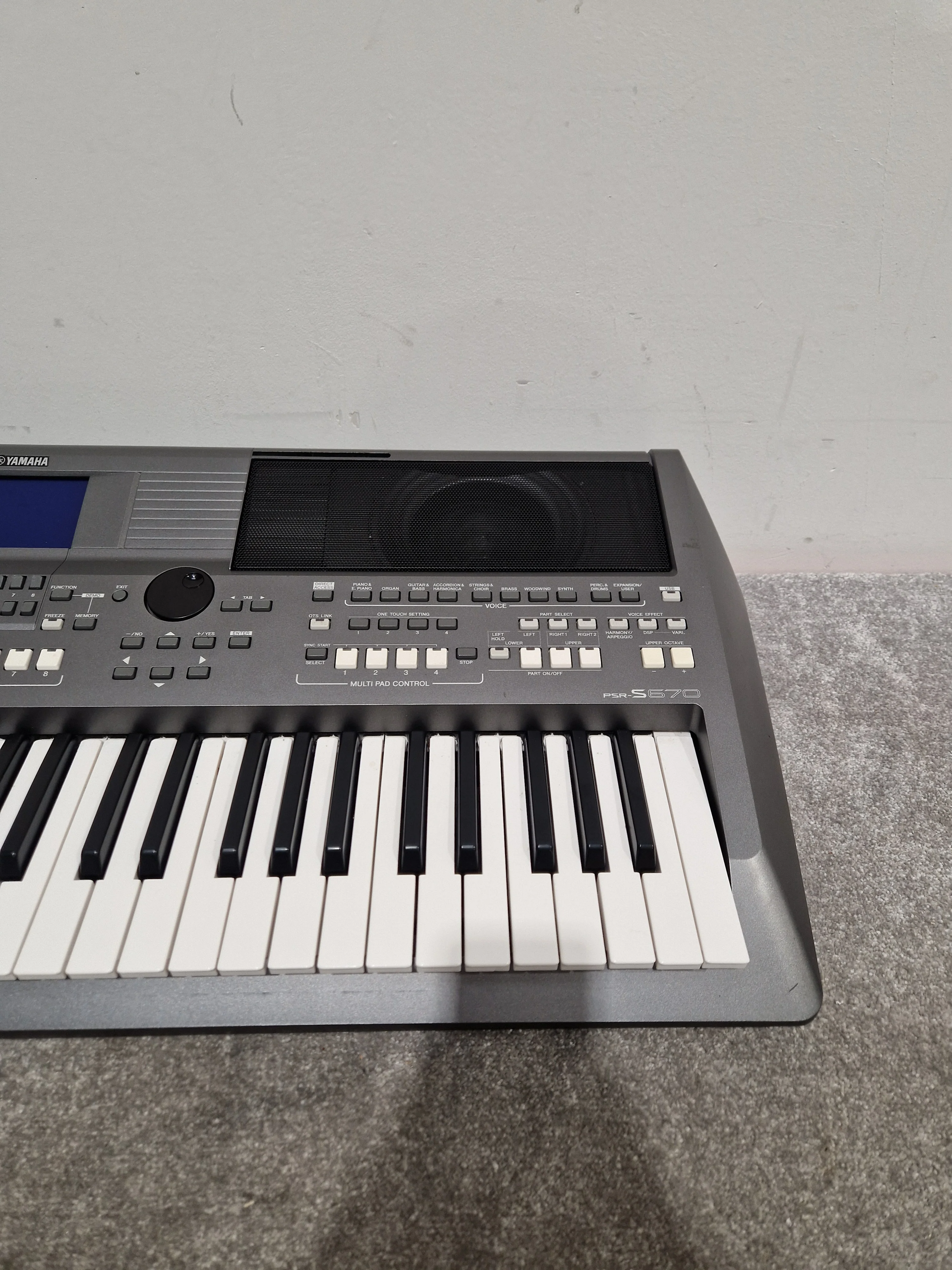 Yamaha PSR-S670 - Arranger Keyboard - Excellent w/ Power Supply - Image 3