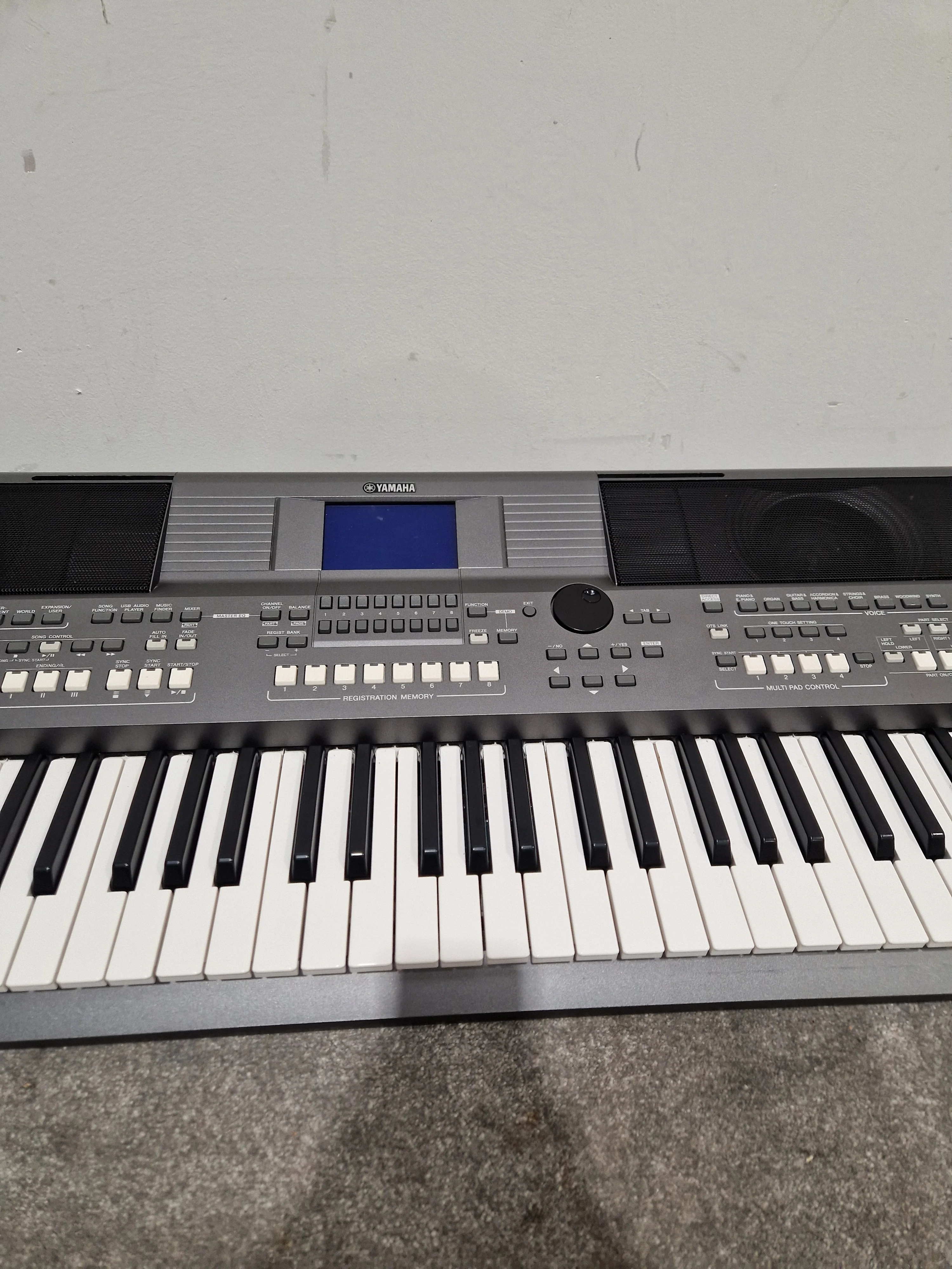 Yamaha PSR-S670 - Arranger Keyboard - Excellent w/ Power Supply - Image 7