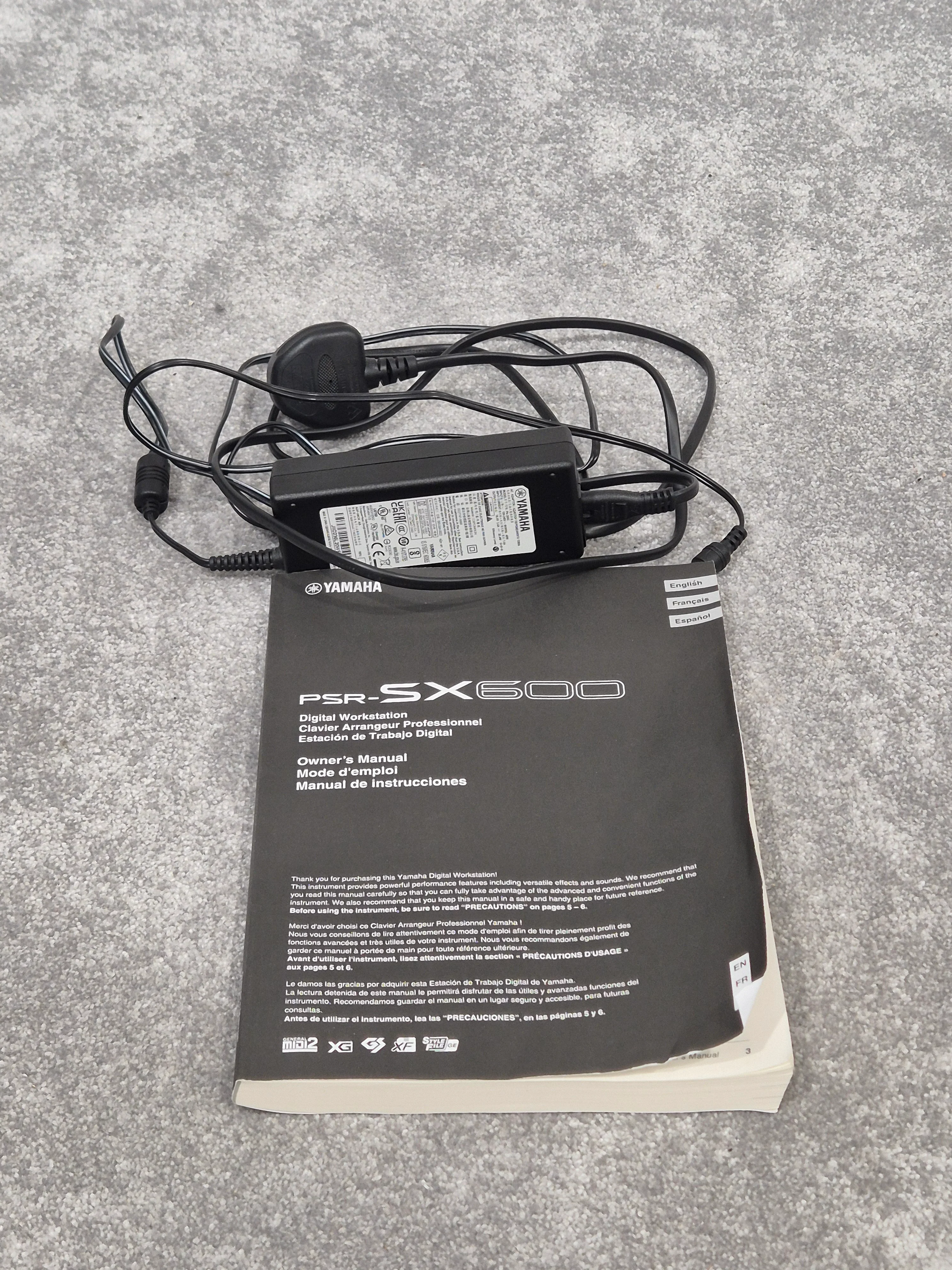 Yamaha PSR-SX600 - Portable Arranger Keyboard - Image 13