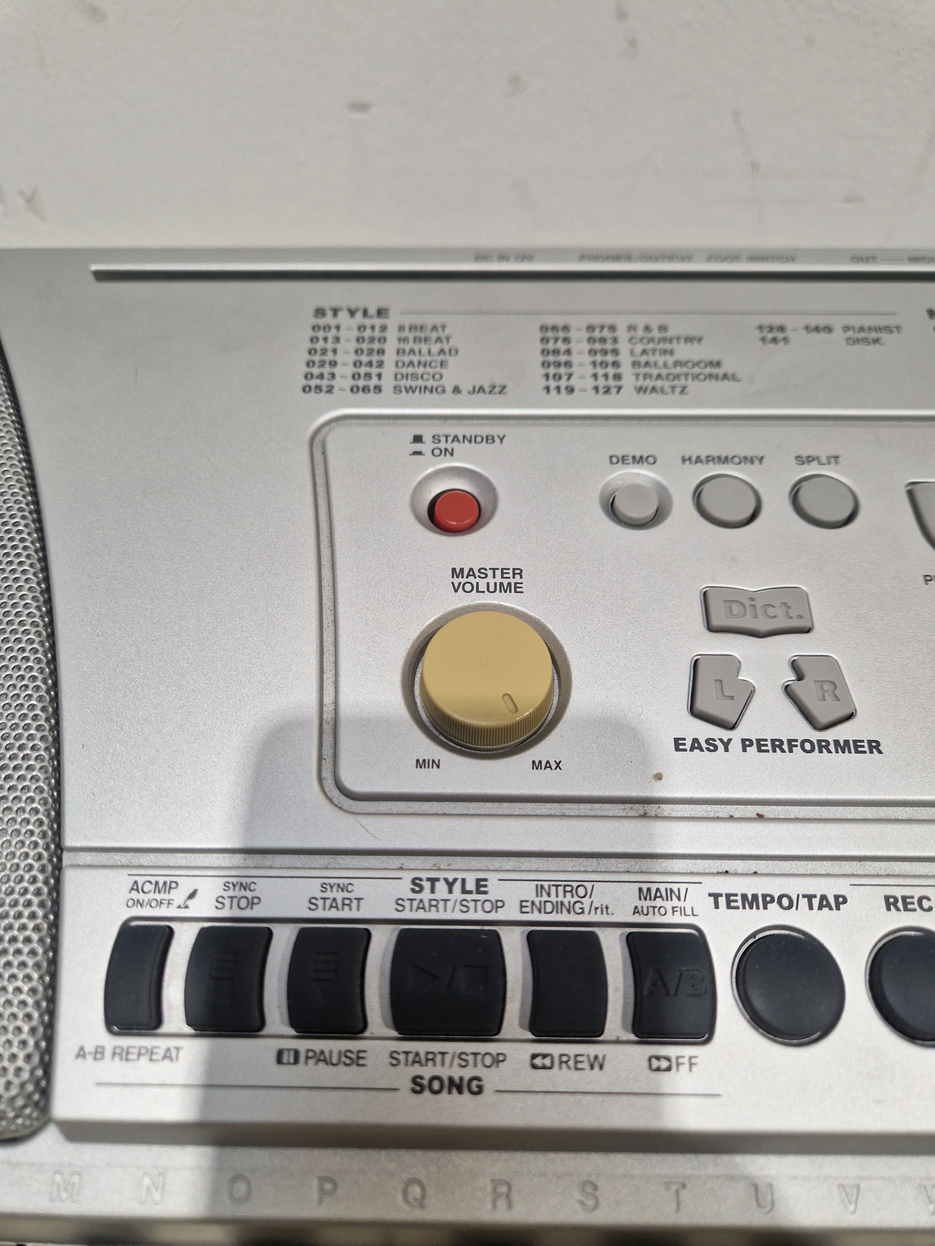 Yamaha Psr450 Keyboard - Portable Arranger, 61 Keys - Spares or Repair - Image 7
