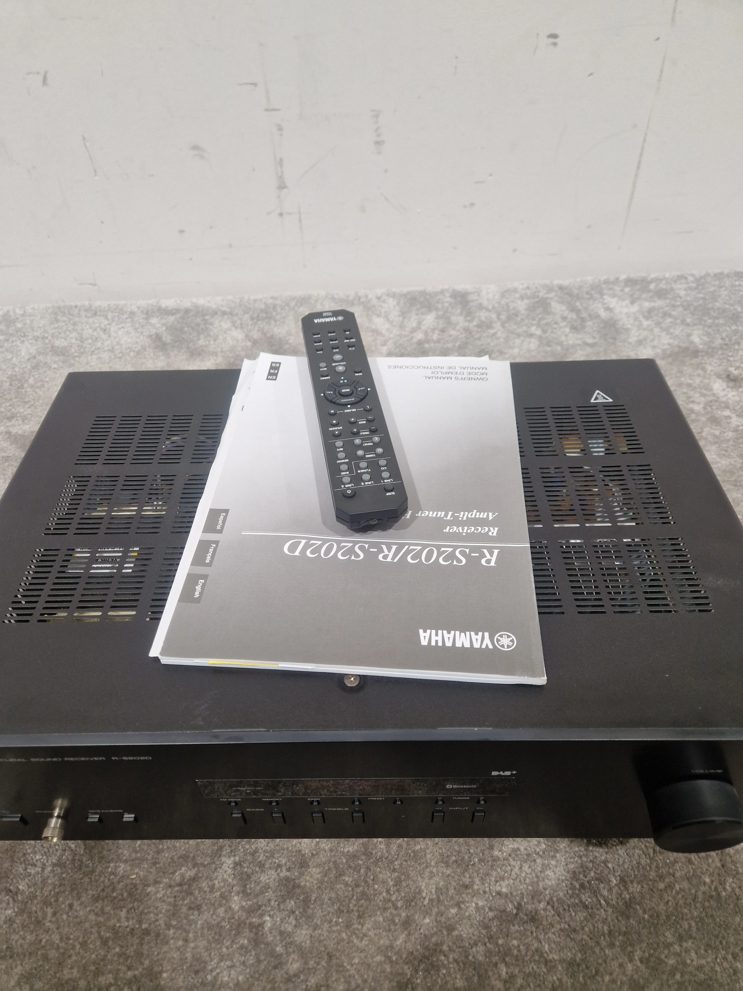 Yamaha R-S202/D - Stereo Receiver - Excellent w/ Power Supply & Remote - Image 5