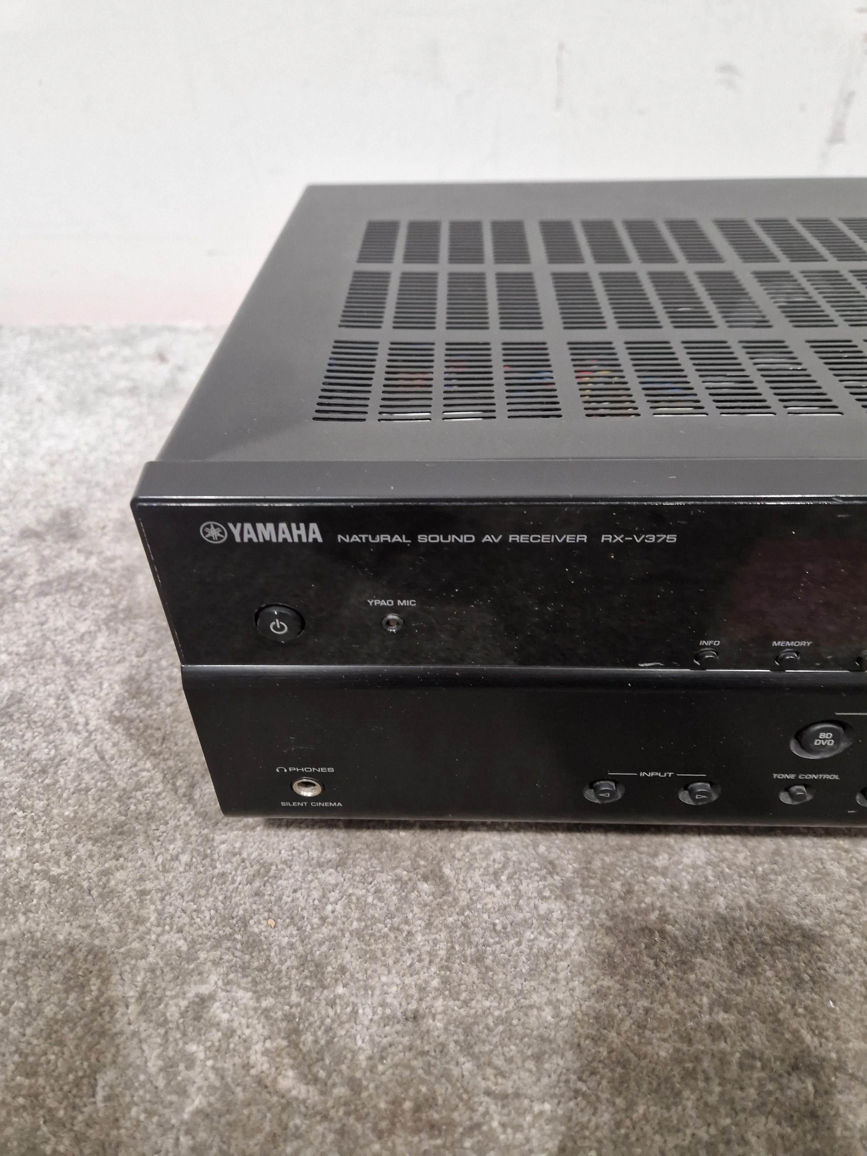 Yamaha RX-V375 - AV Receiver - Black - Excellent w/ Remote - Image 12