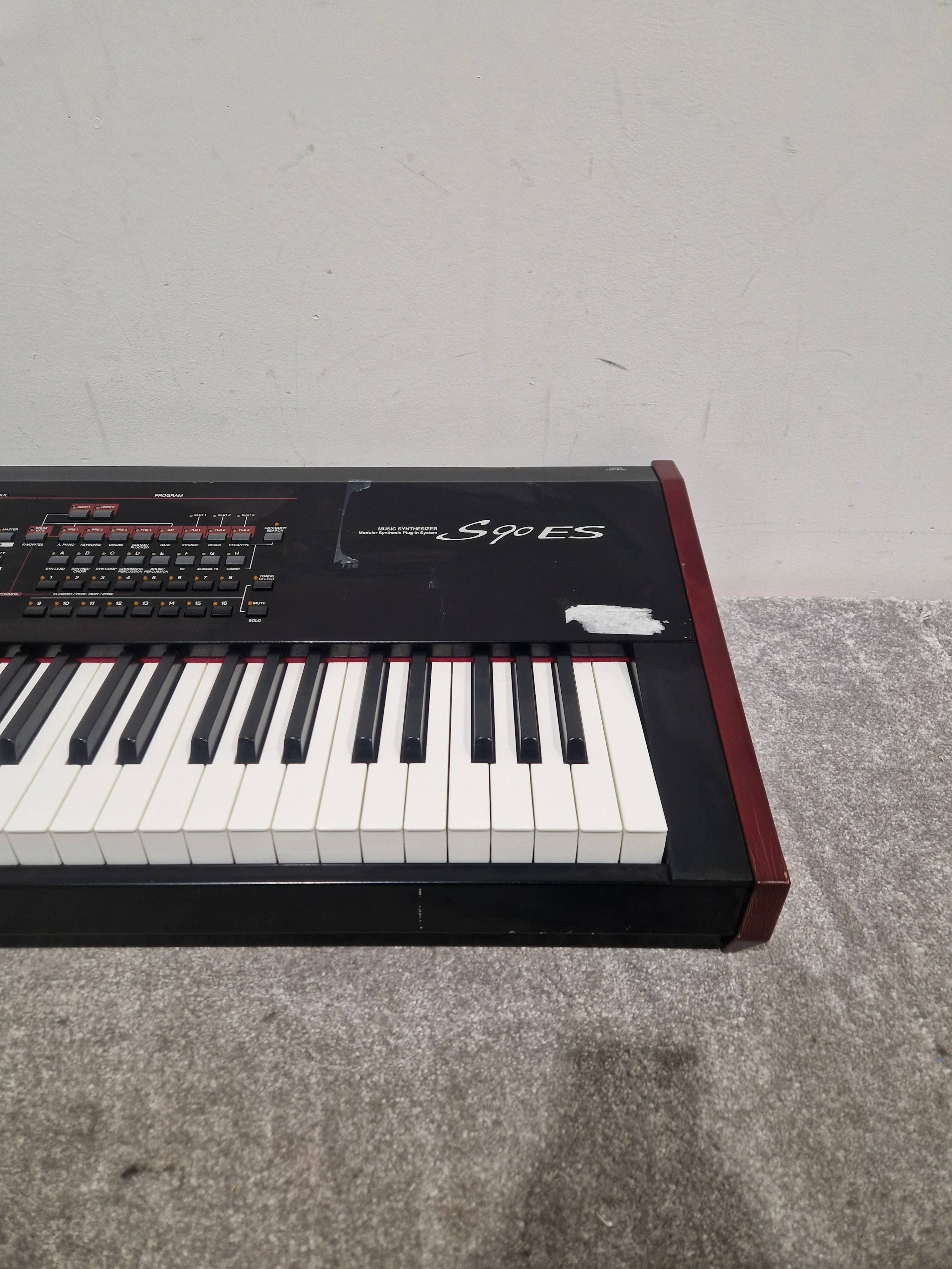 Yamaha S90ES - 88-Key Stage Synthesizer - Very Good w/ Power Supply - Image 12