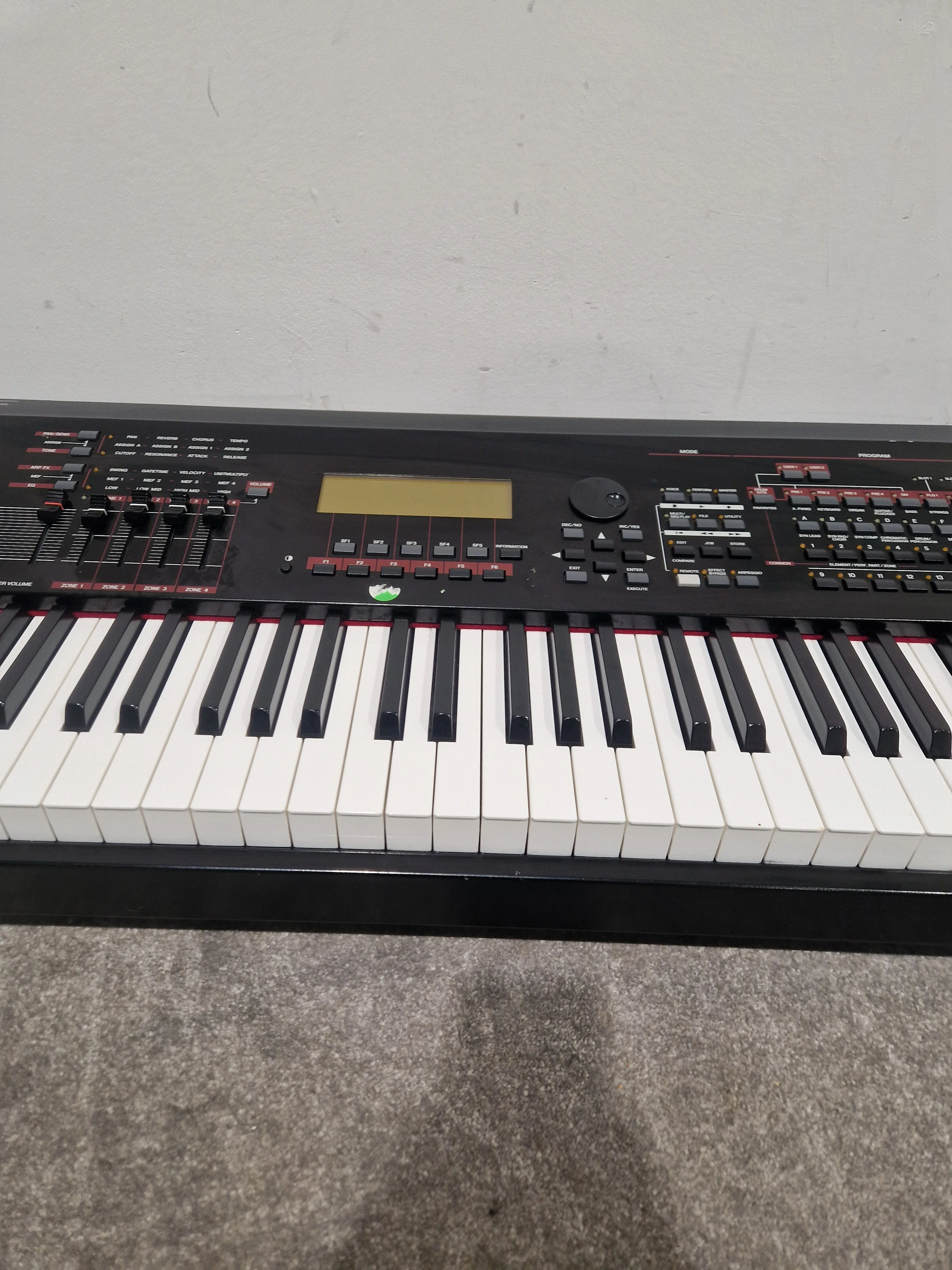 Yamaha S90ES - 88-Key Stage Synthesizer - Very Good w/ Power Supply - Image 13