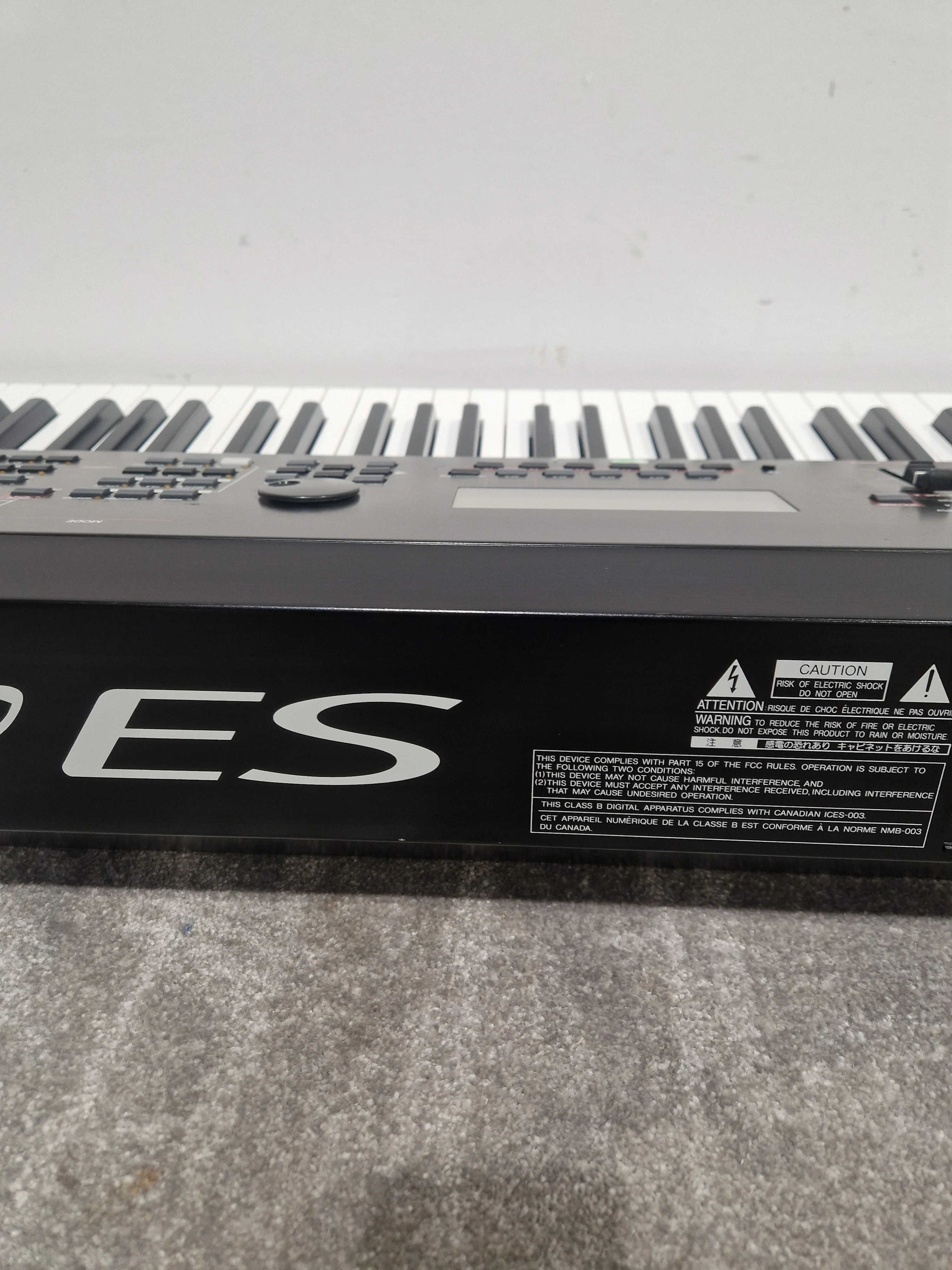 Yamaha S90ES - 88-Key Stage Synthesizer - Very Good w/ Power Supply - Image 8