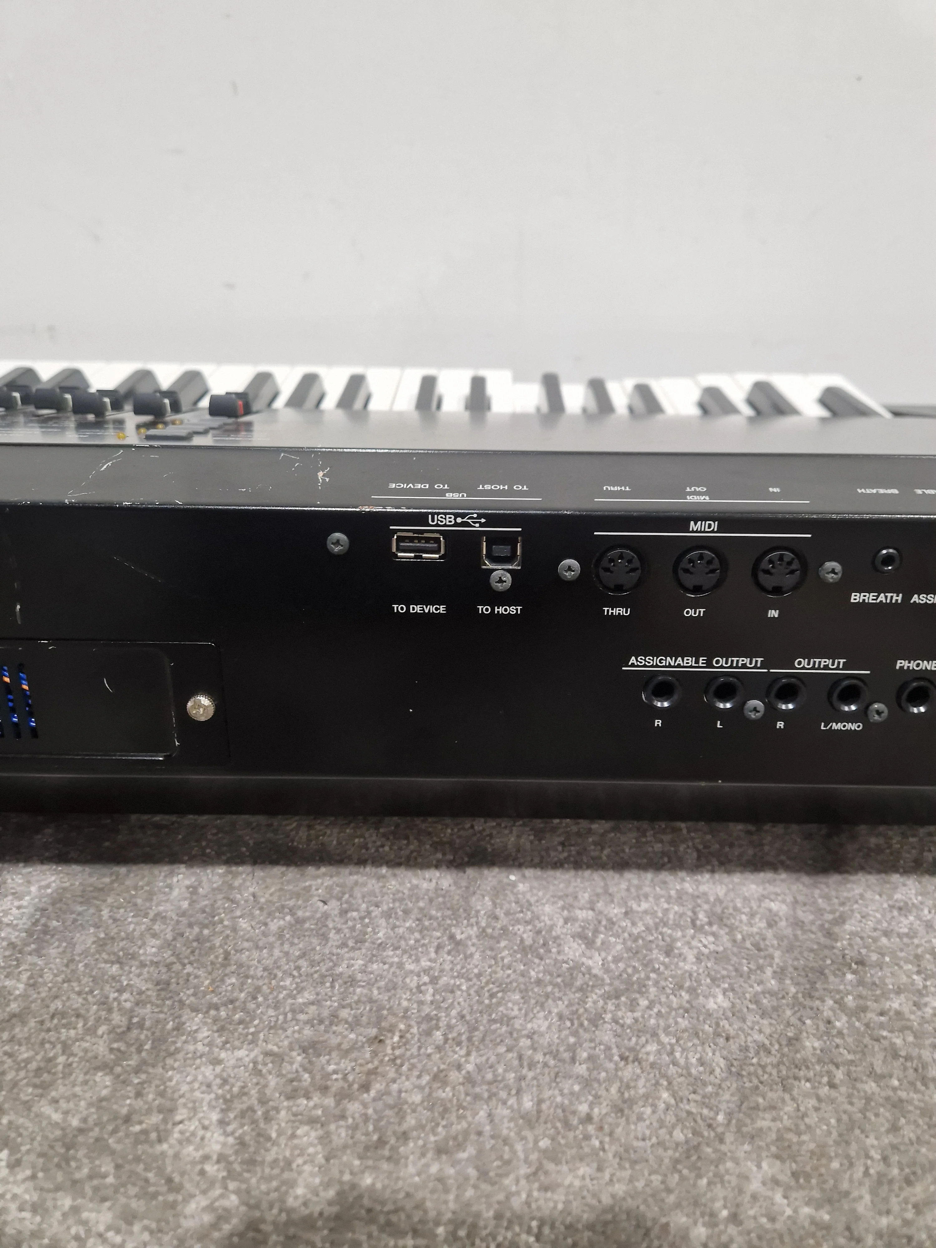 Yamaha S90ES - Digital Synthesizer - Spares or Repair w/ Power Supply - Image 14