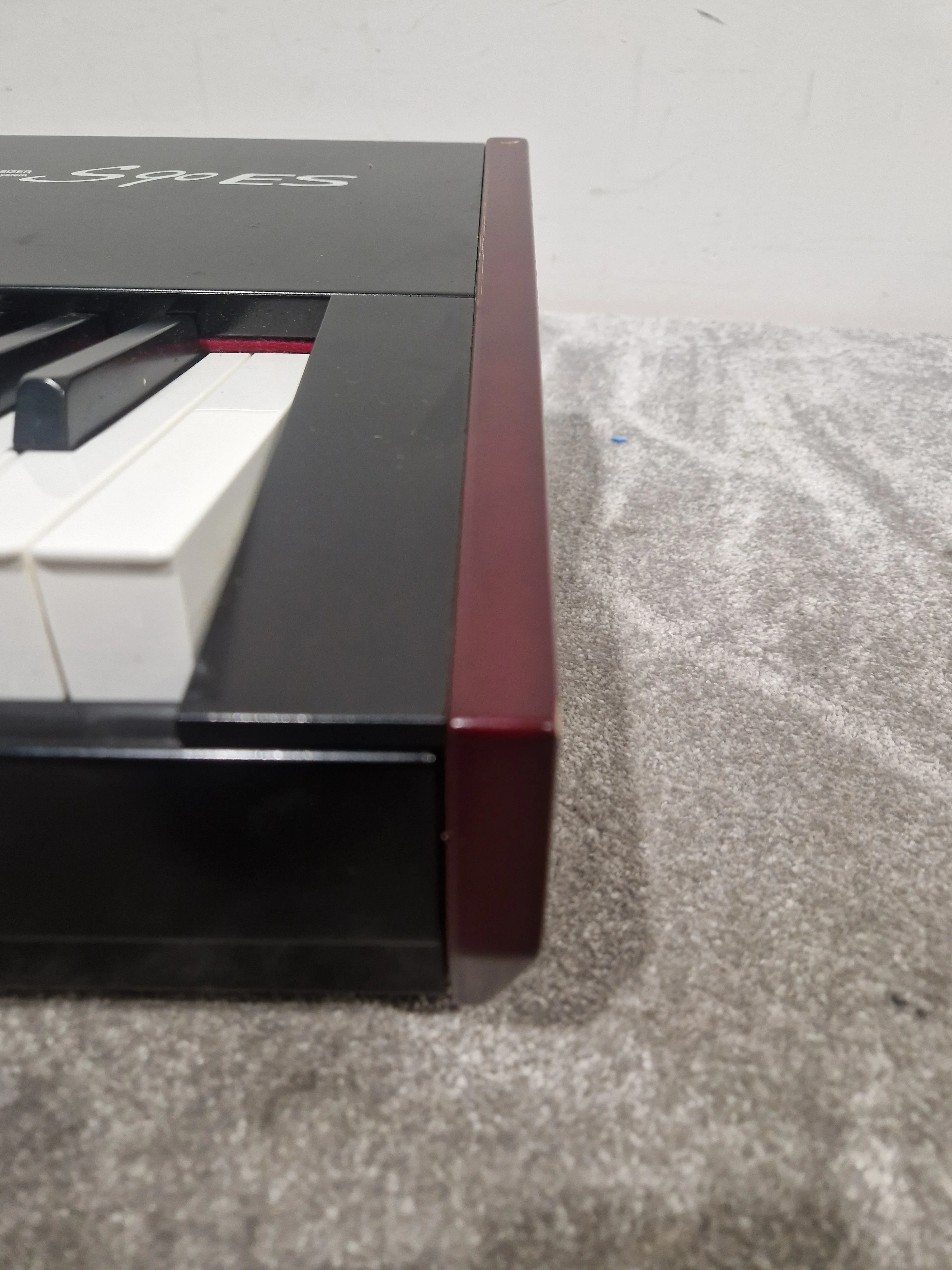 Yamaha S90ES - Digital Synthesizer - Spares or Repair w/ Power Supply - Image 4