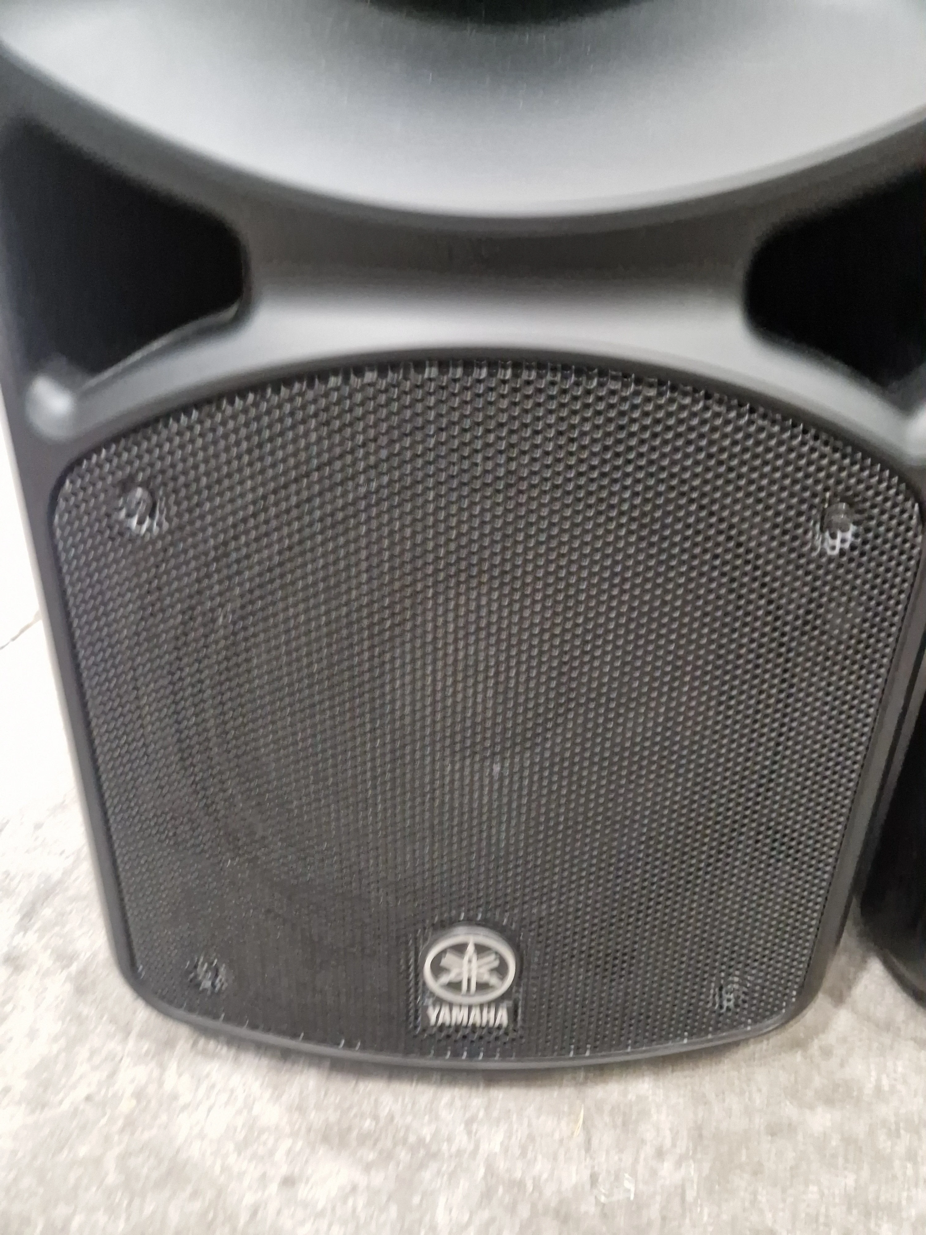 Yamaha Stagepas 600i Pair - Portable PA System, 600W - Excellent w/ Soft Case - Image 5