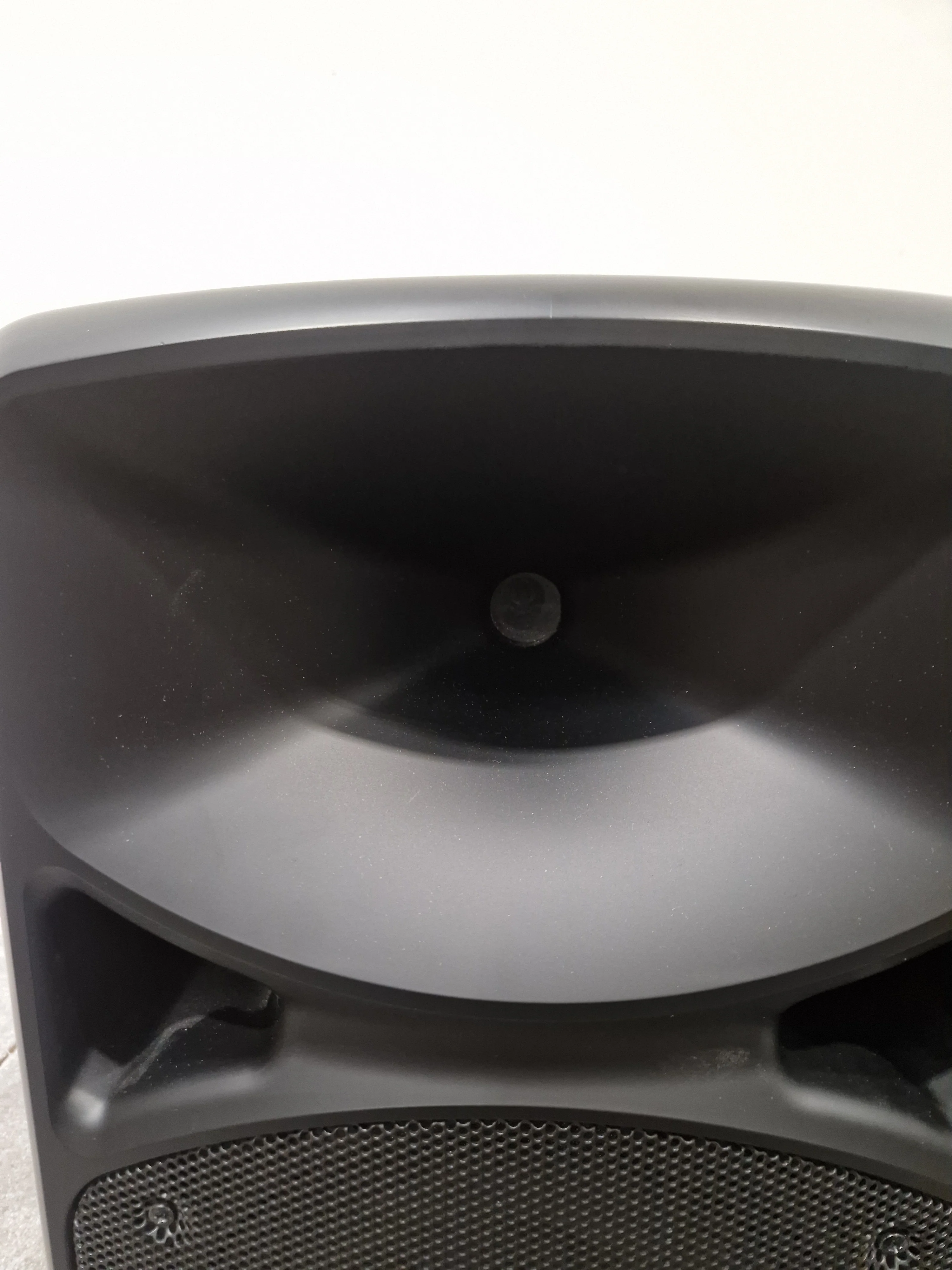 Yamaha Stagepas 600i Pair - Portable PA System, 600W - Excellent w/ Soft Case - Image 6