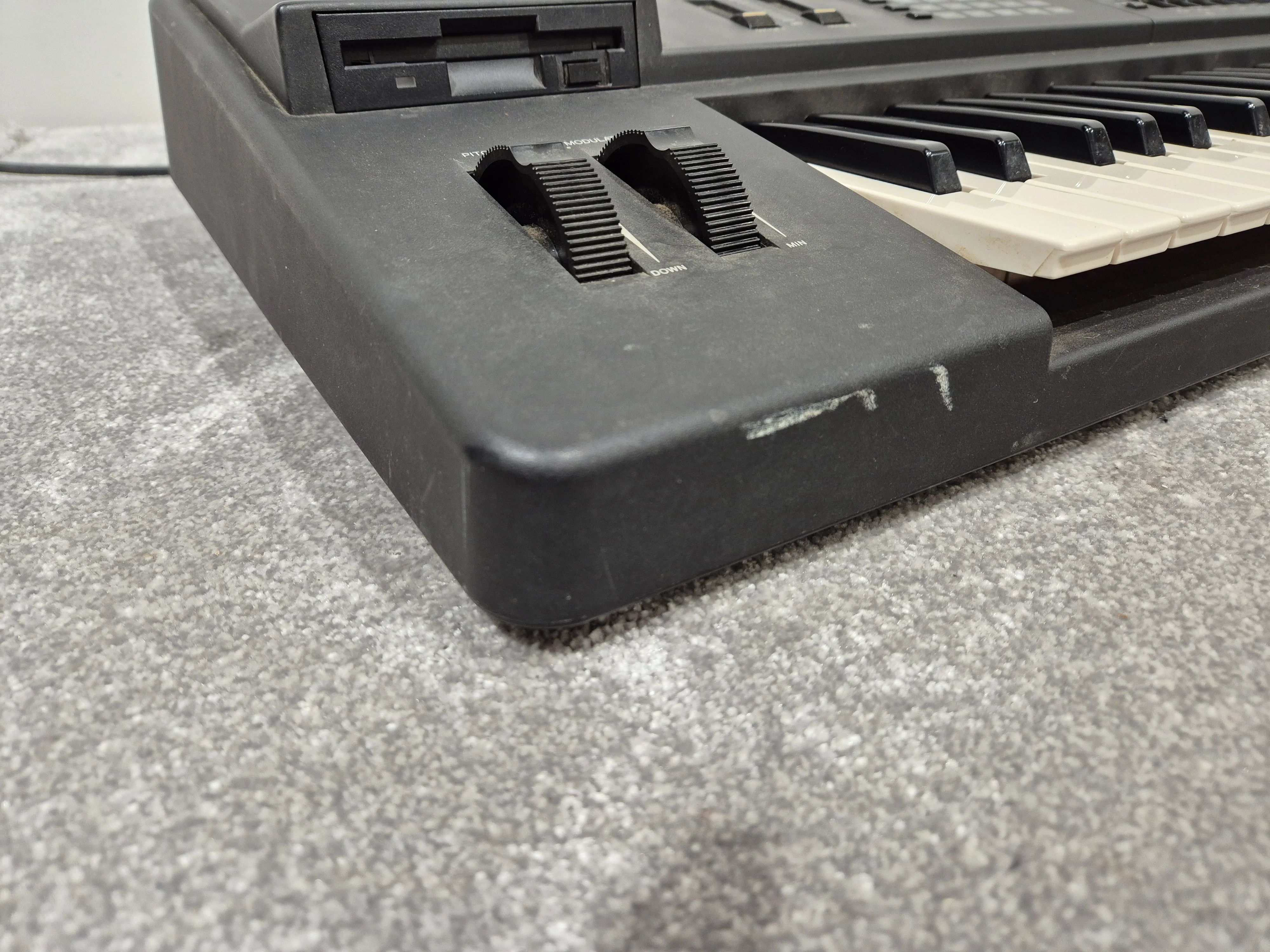 Yamaha SY-85 - Digital Music Workstation w/ Soft Case (Read Description) - Image 6
