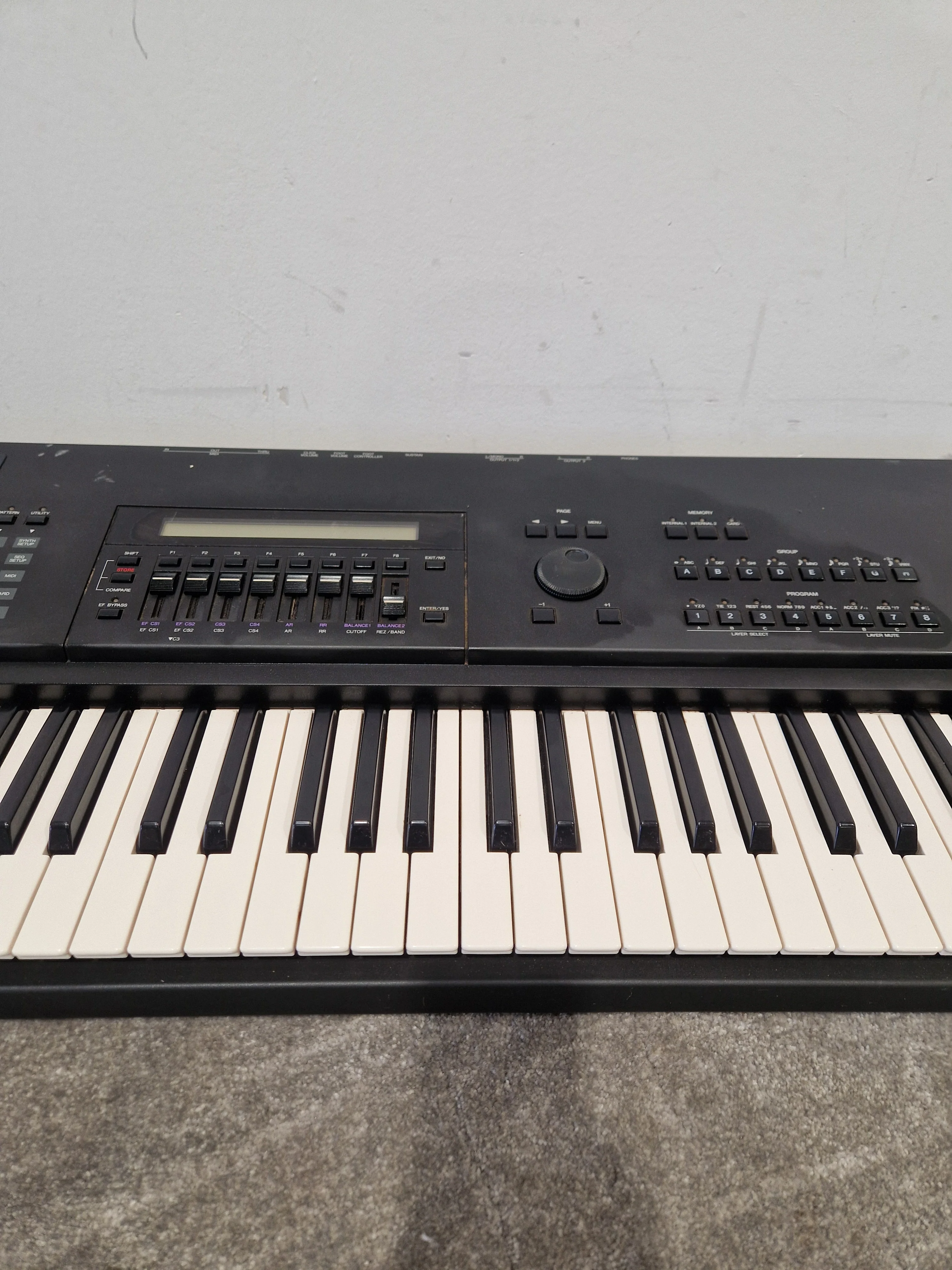 YAMAHA SY85 - Advanced Music Workstation - Fair w/ Power Supply - Image 10