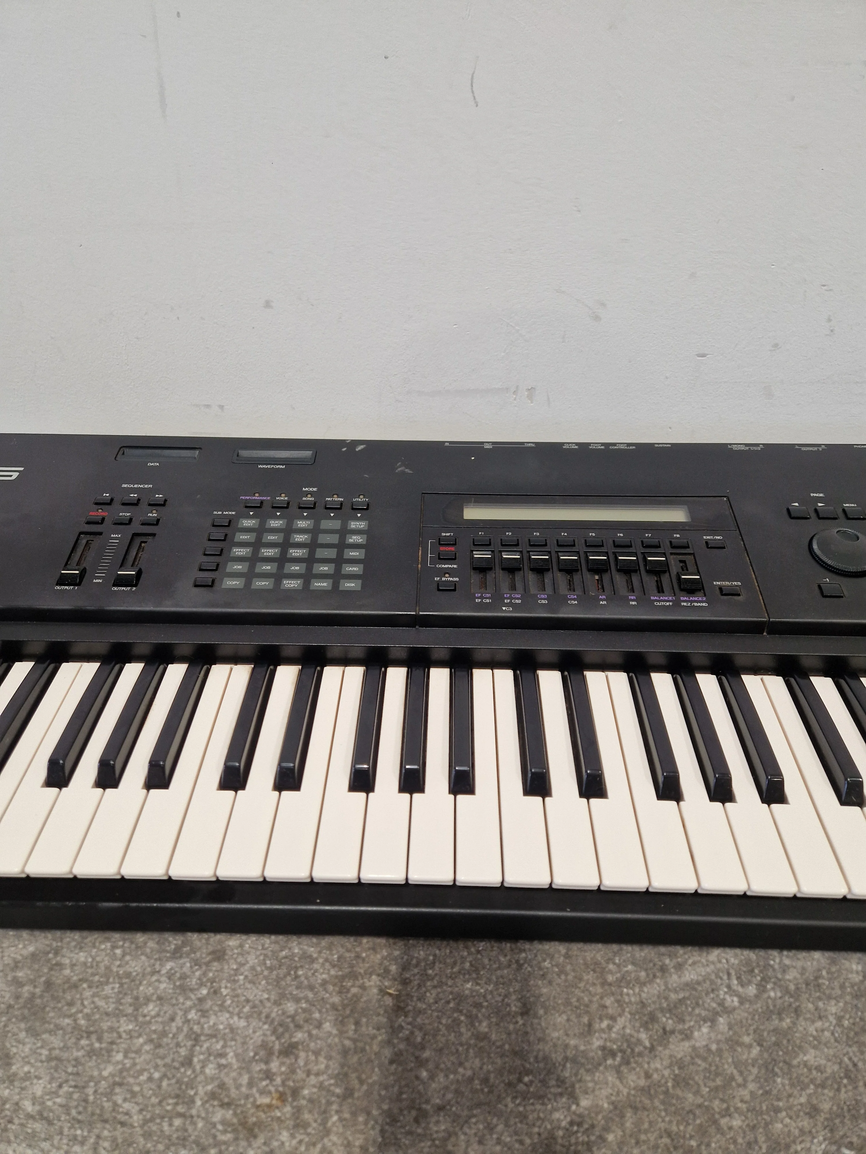 YAMAHA SY85 - Advanced Music Workstation - Fair w/ Power Supply - Image 11