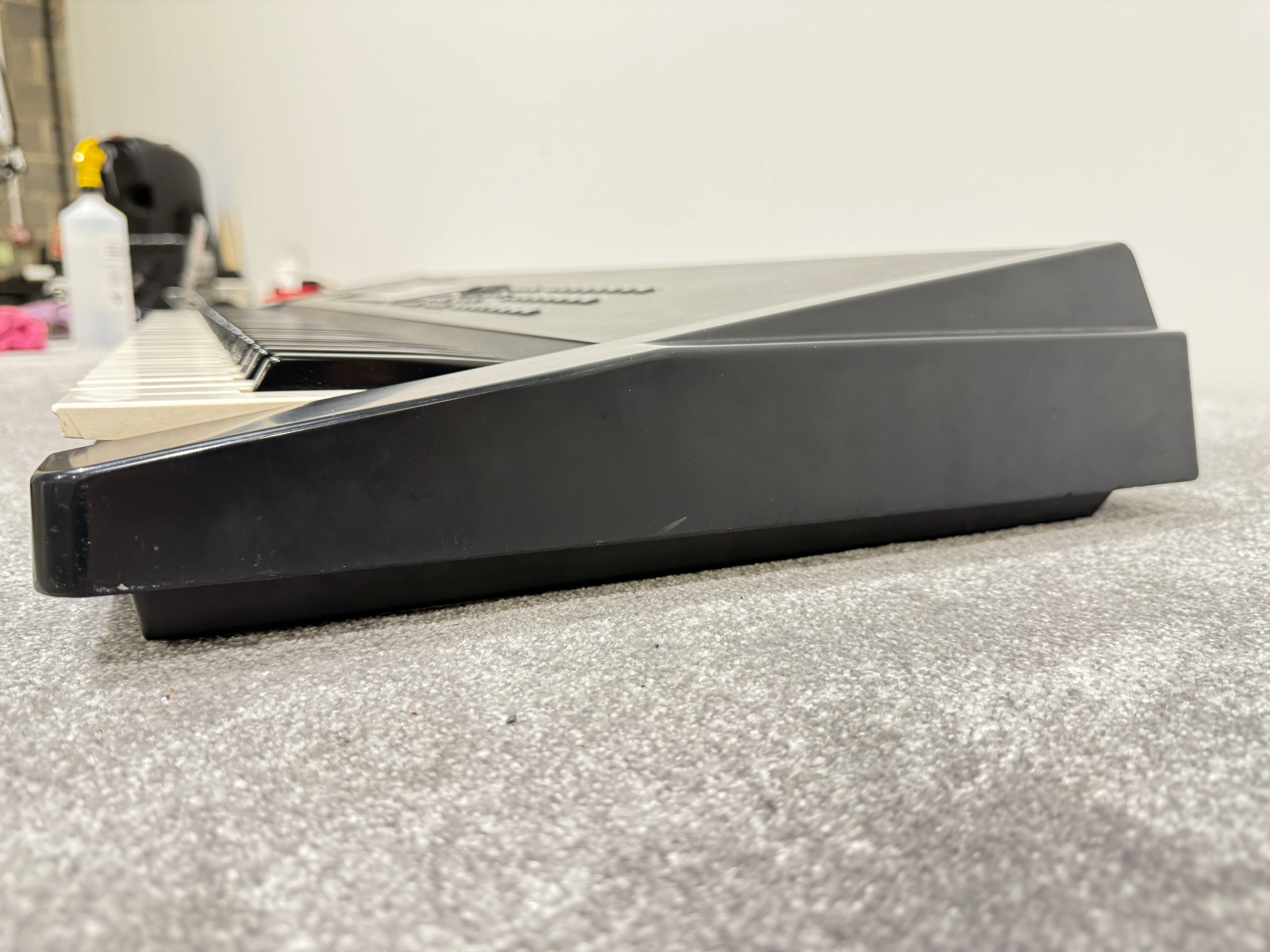 Yamaha SY99 Keyboard Synthesiser - Image 20