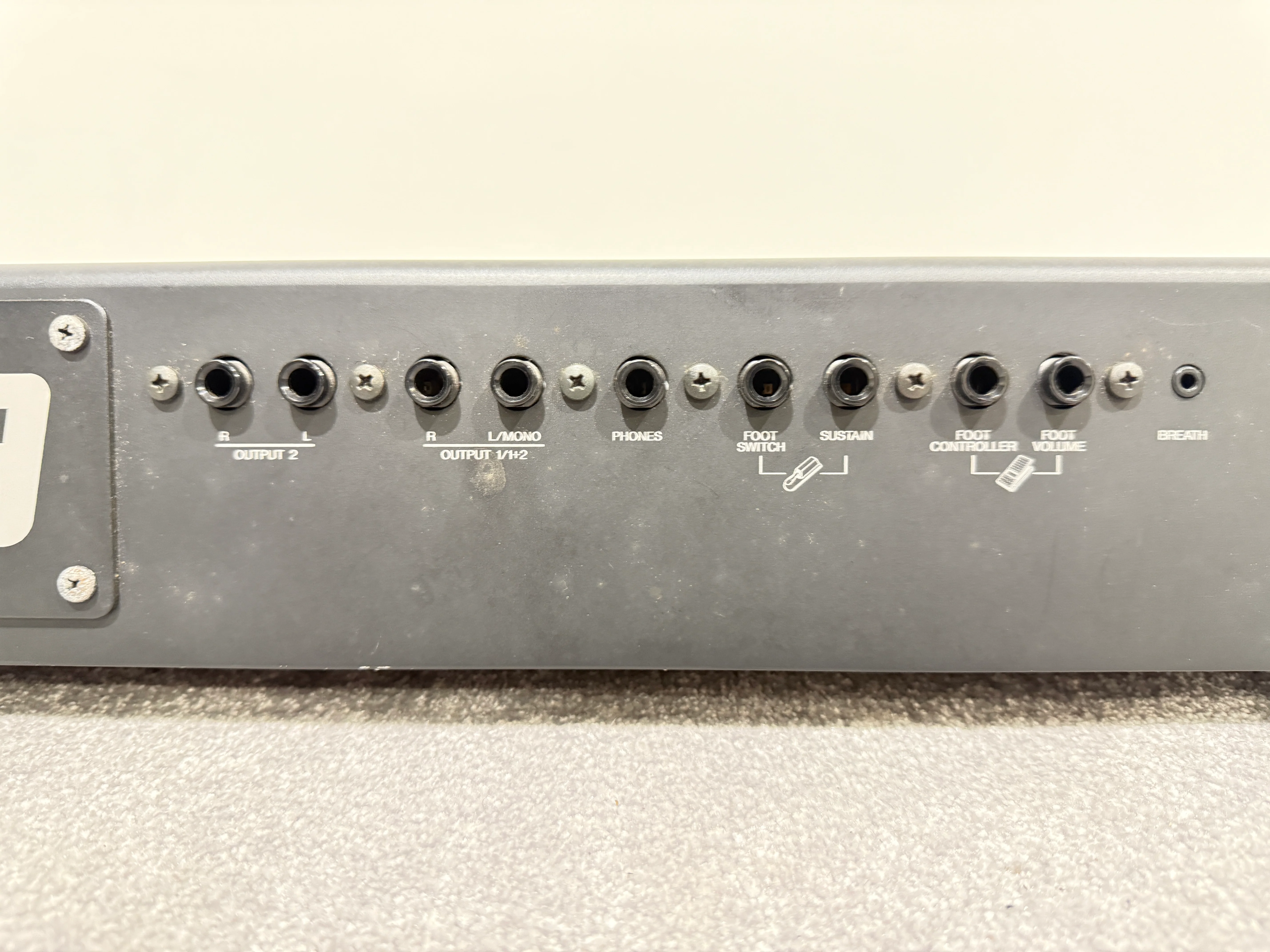 Yamaha SY99 Keyboard Synthesiser - Image 24