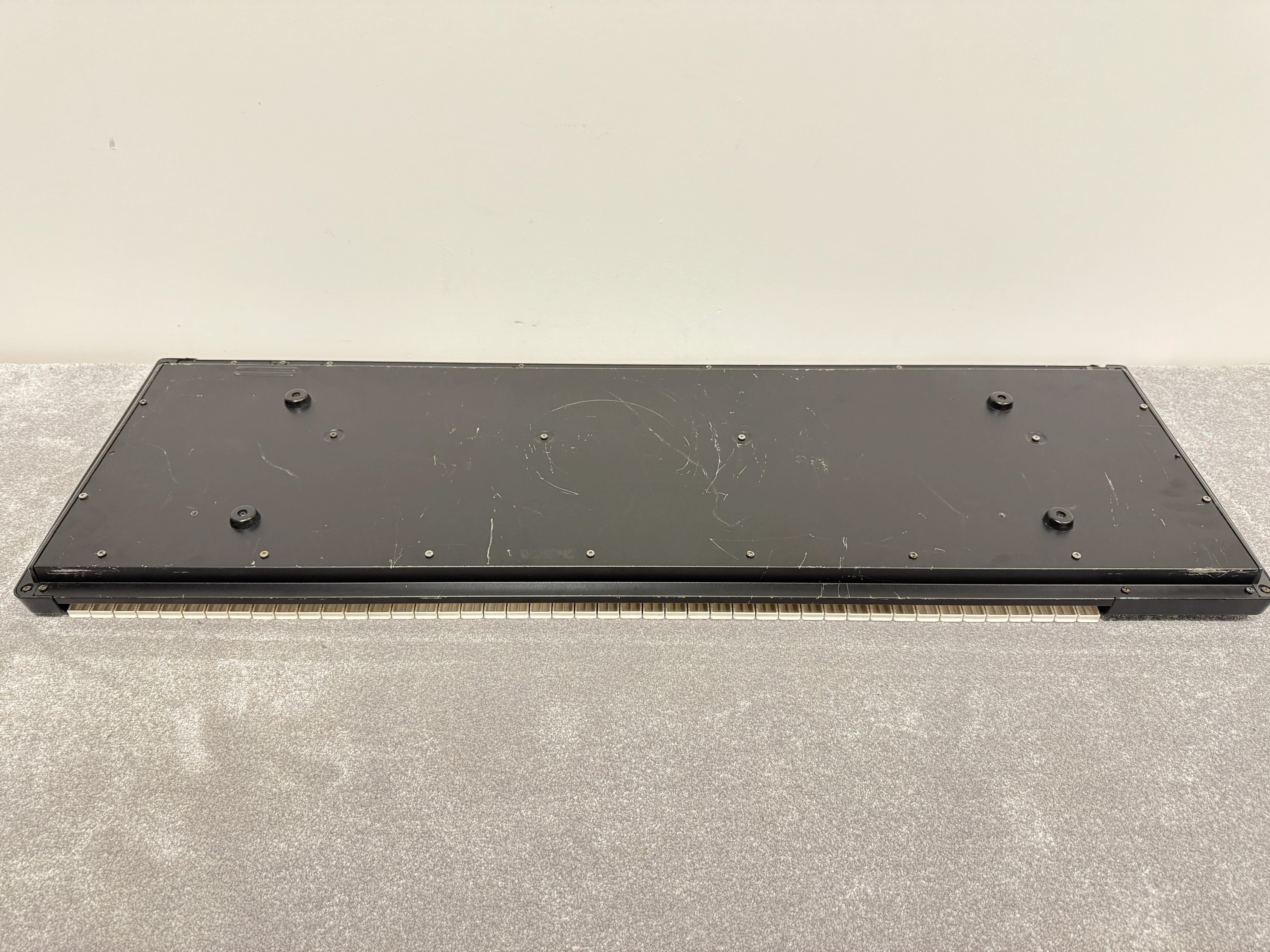 Yamaha SY99 Keyboard Synthesiser - Image 30