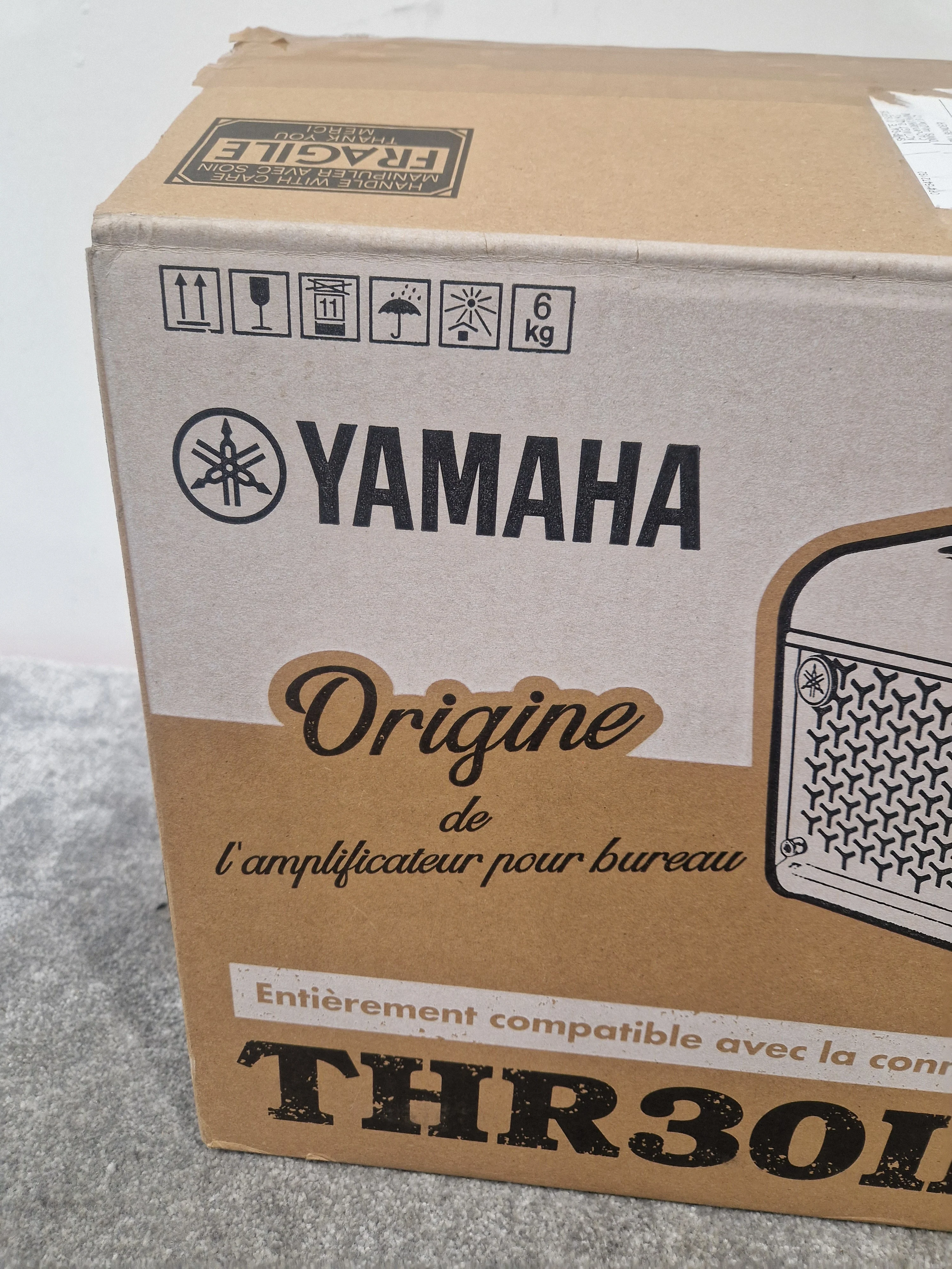 Yamaha THR30II Wireless – Modeling Guitar Amplifier – Excellent w/ Box, Power Supply & Manuals - Image 8