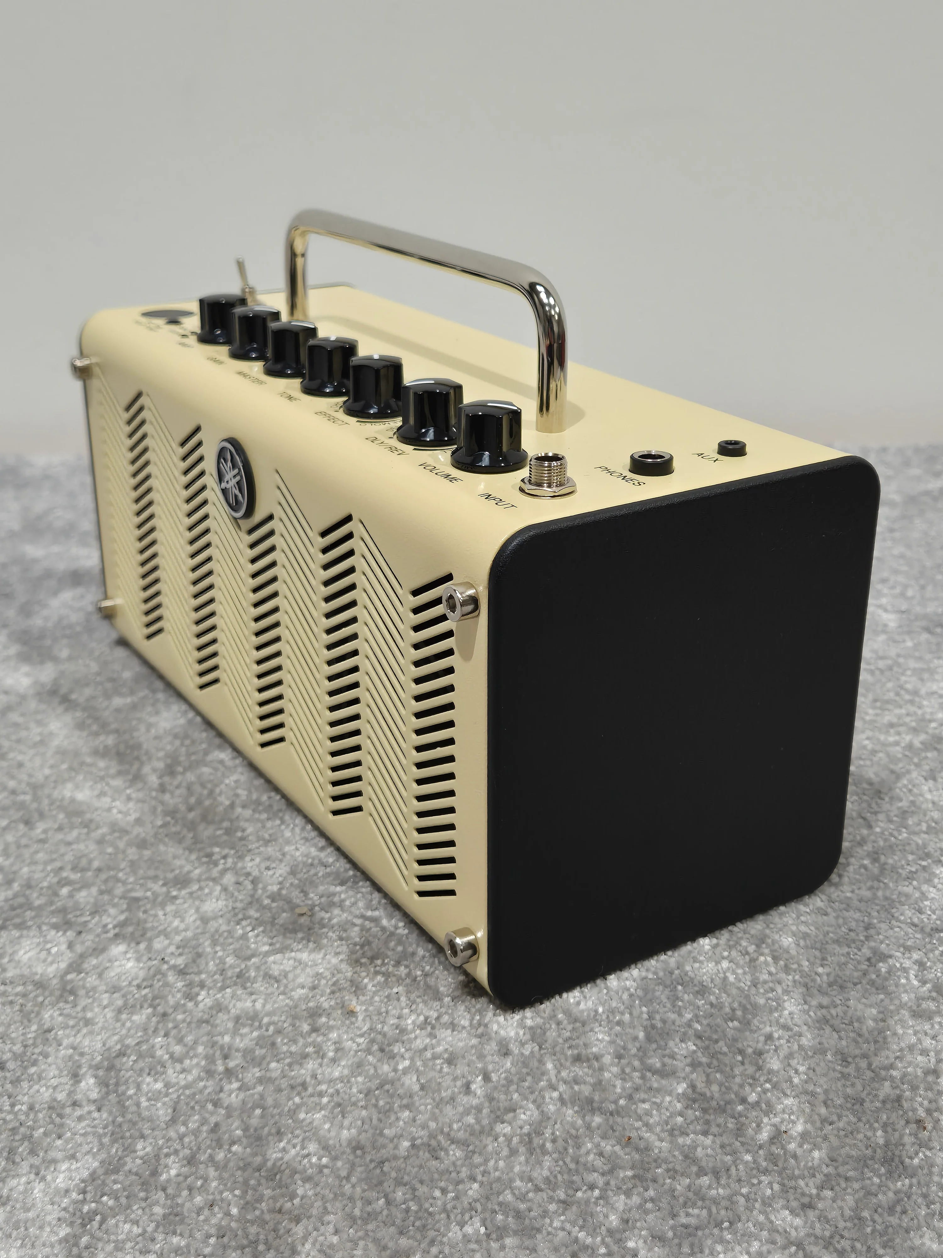 Yamaha THR5 - Modelling Guitar Combo Amplifier - Image 3