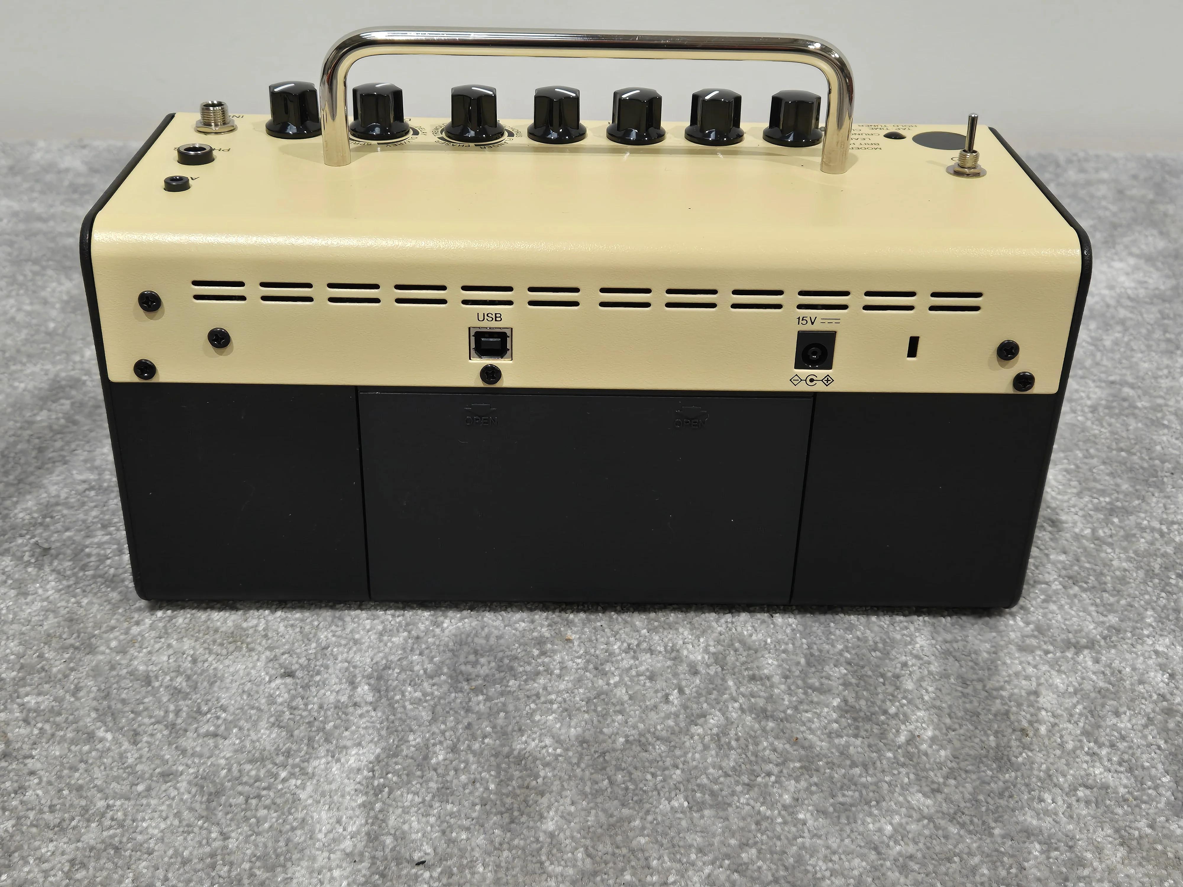 Yamaha THR5 - Modelling Guitar Combo Amplifier - Image 5