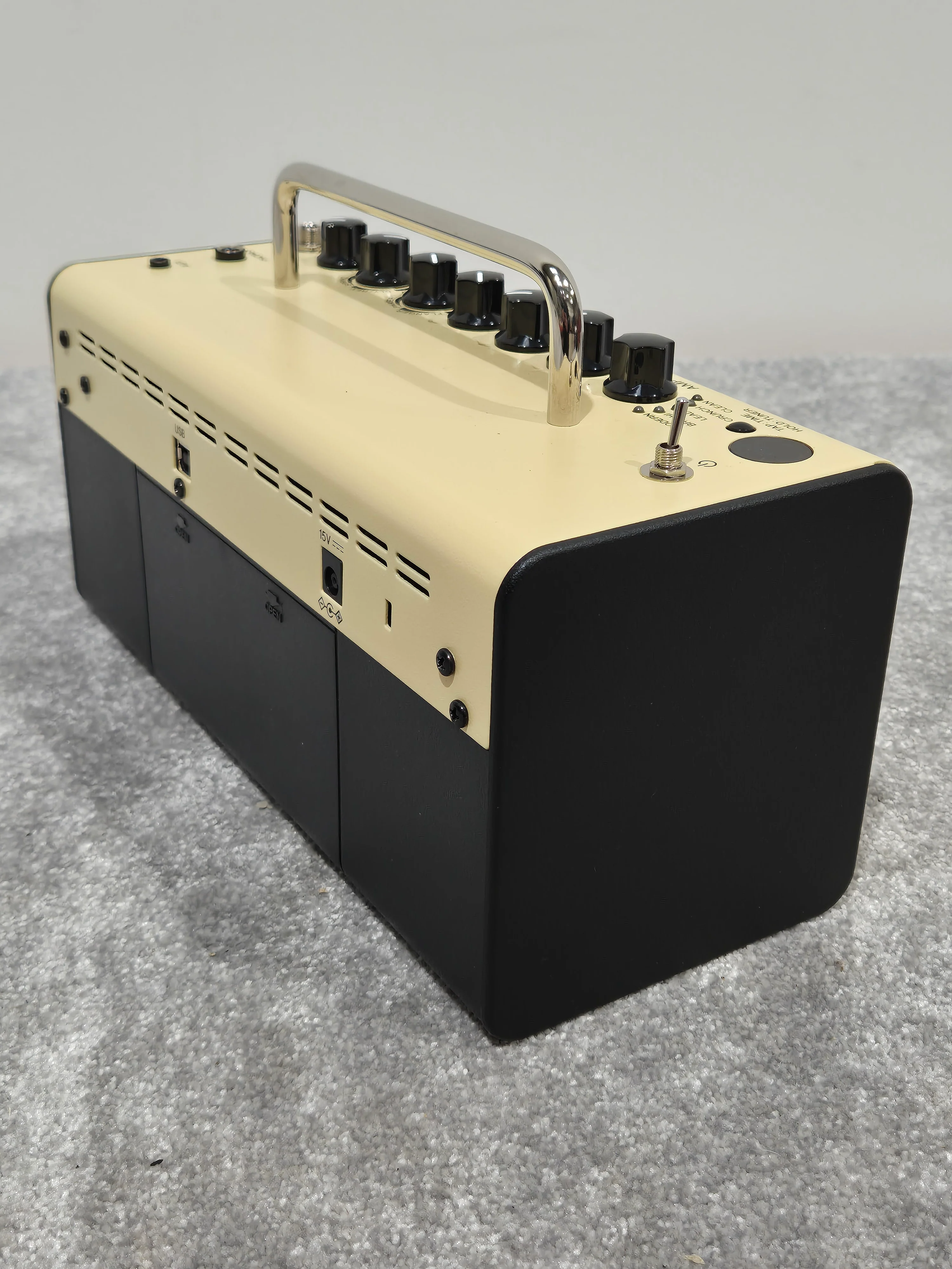 Yamaha THR5 - Modelling Guitar Combo Amplifier - Image 6