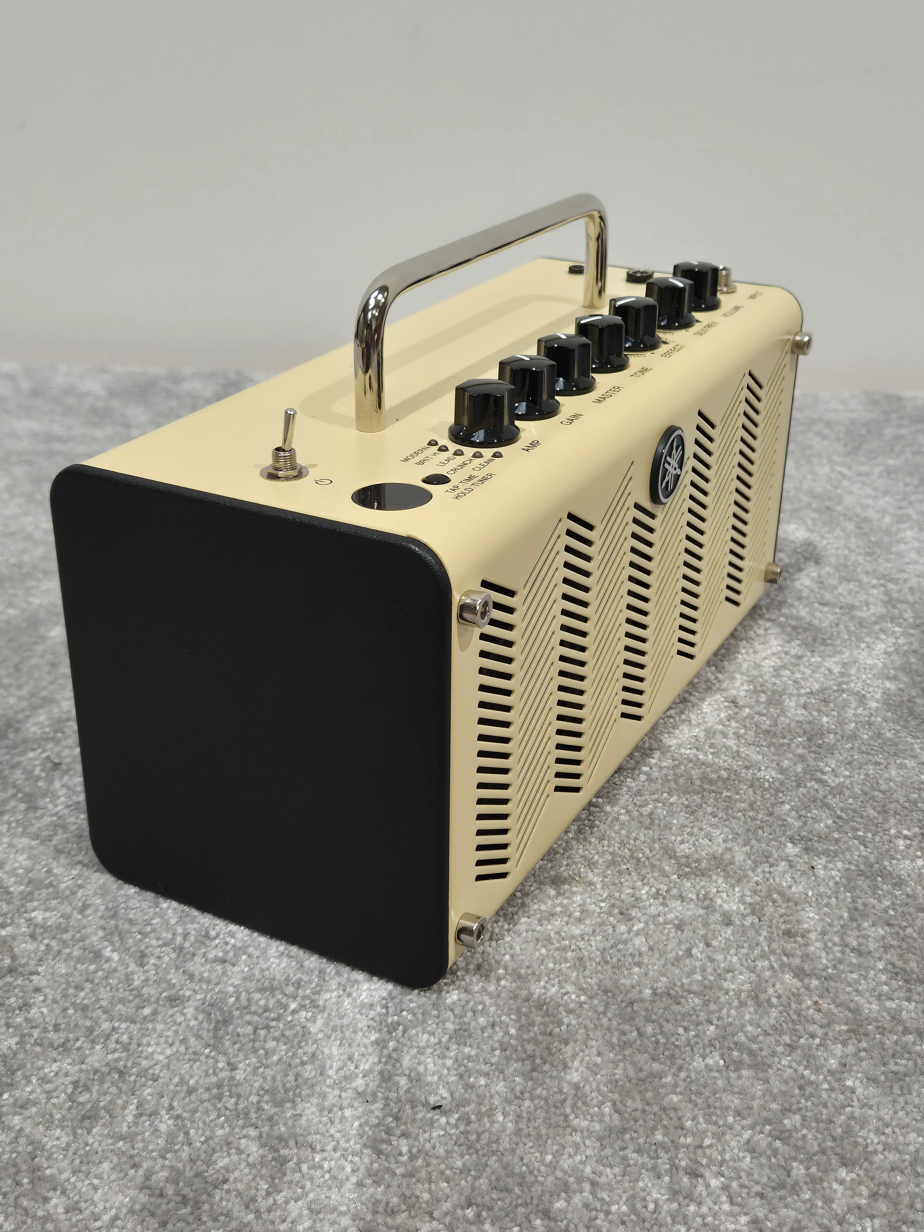 Yamaha THR5 - Modelling Guitar Combo Amplifier - Image 7