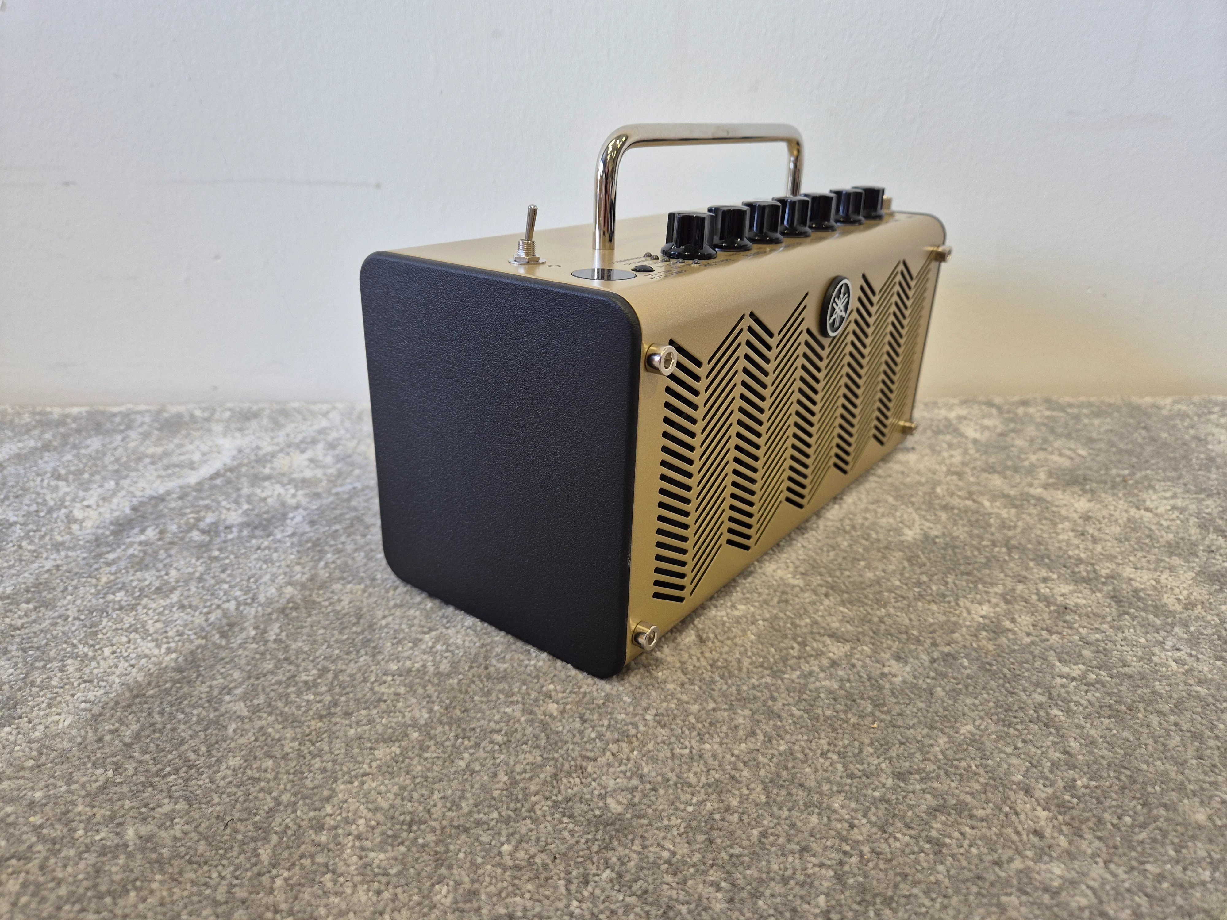 Yamaha THR5A - Electro-Acoustic Guitar Amplifier w/ Original Box - Image 3