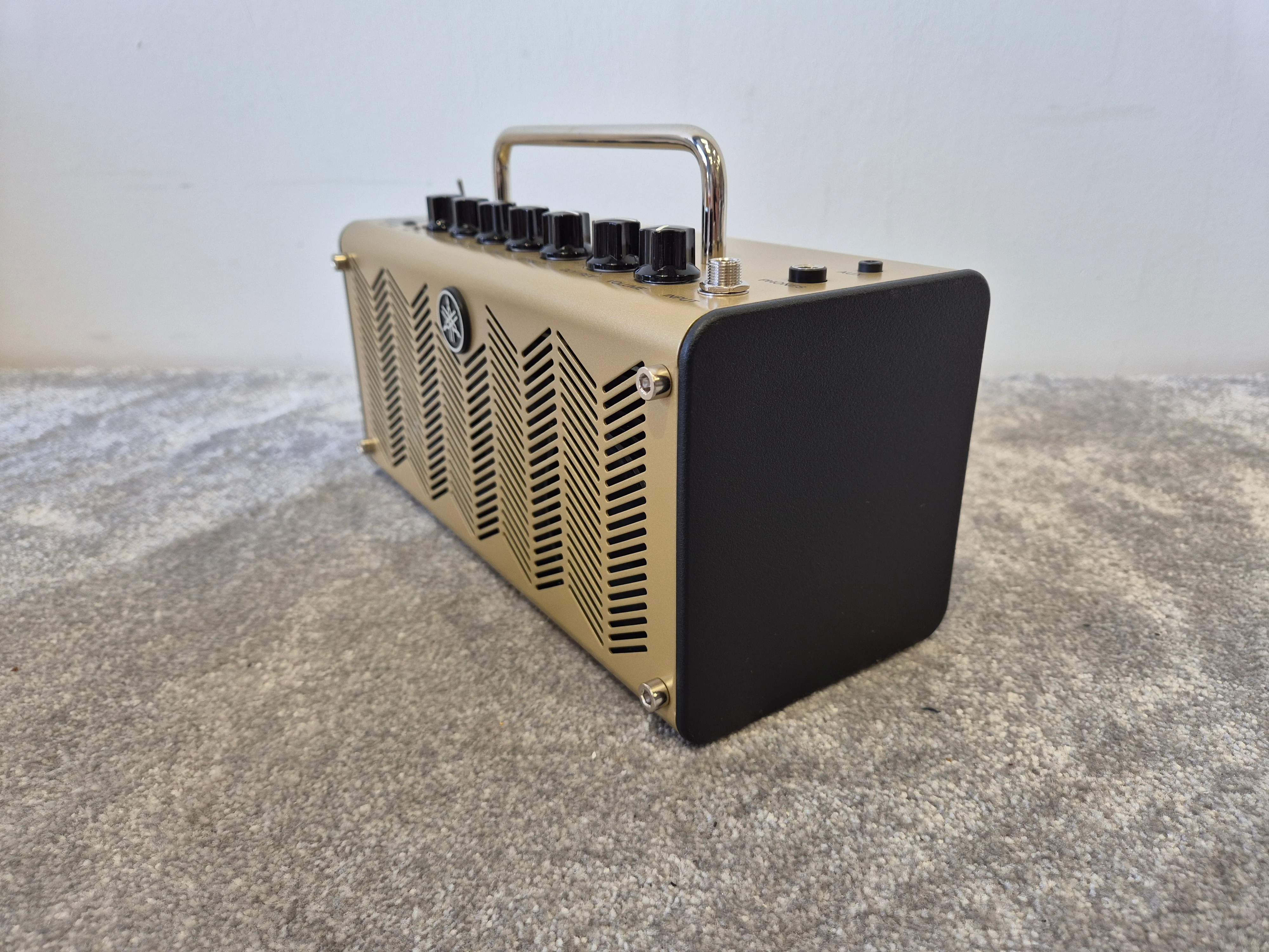 Yamaha THR5A - Electro-Acoustic Guitar Amplifier w/ Original Box - Image 7